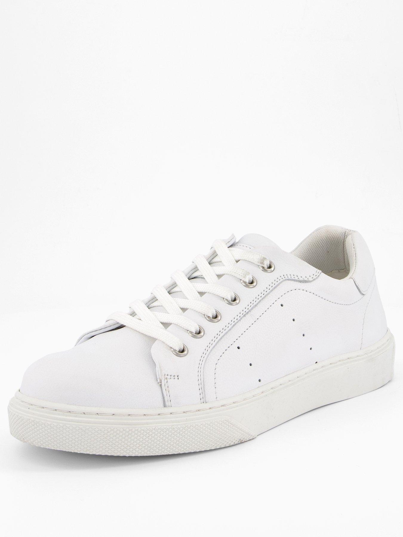 Image 2 of 7 of Very Man Leather Trainer - White