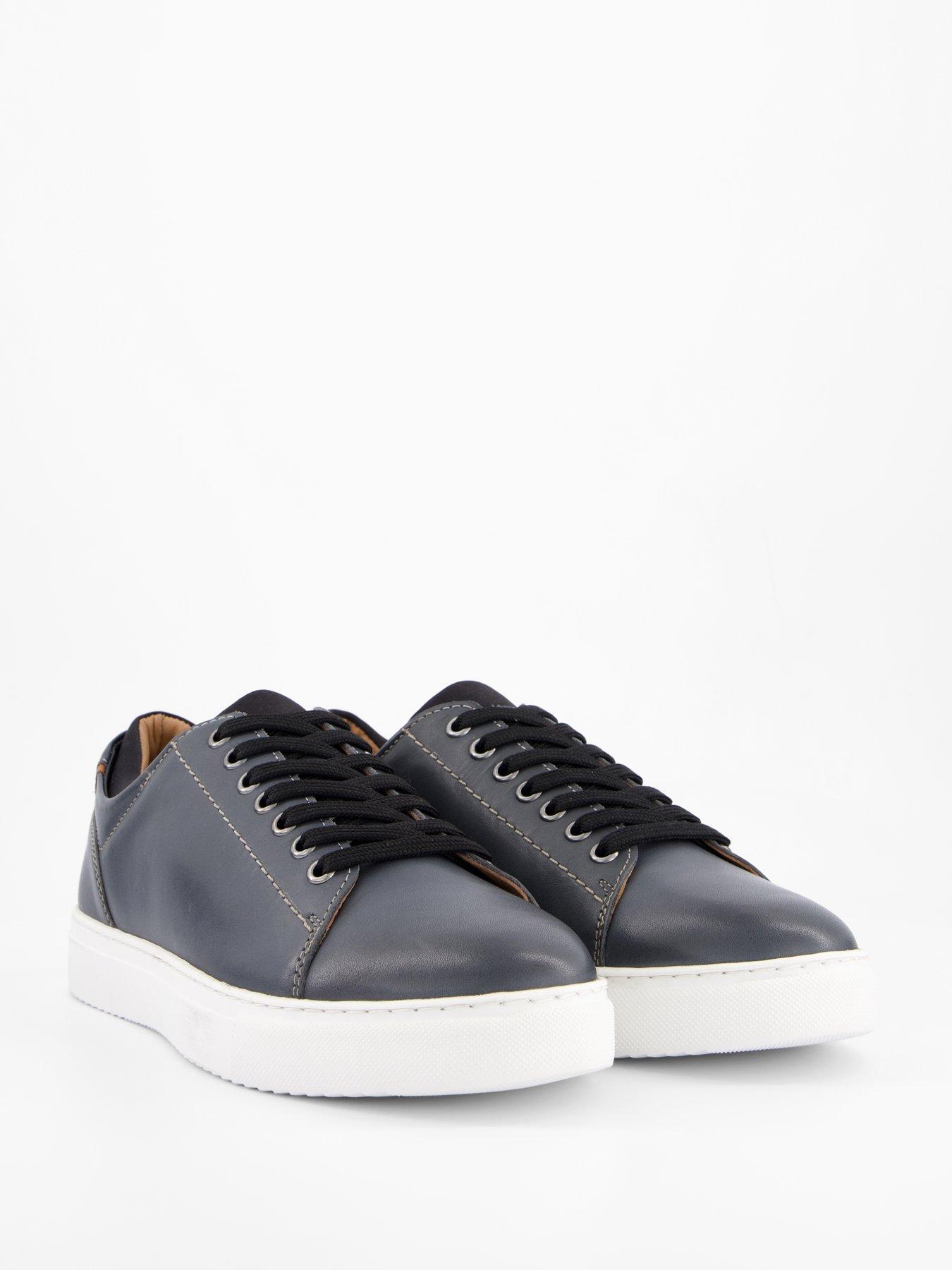 Image 5 of 7 of Very Man Leather Trainer - Navy