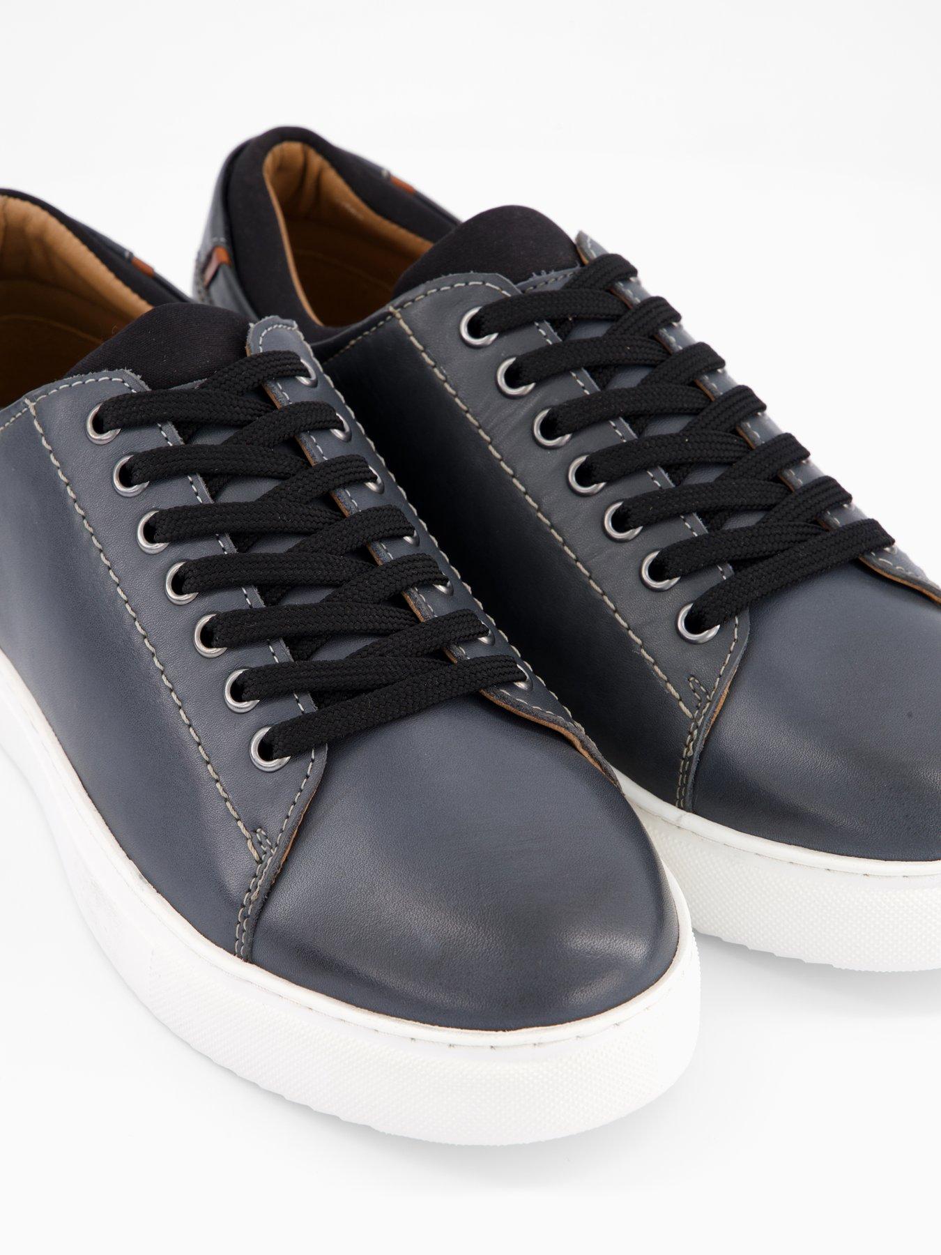Image 6 of 7 of Very Man Leather Trainer - Navy