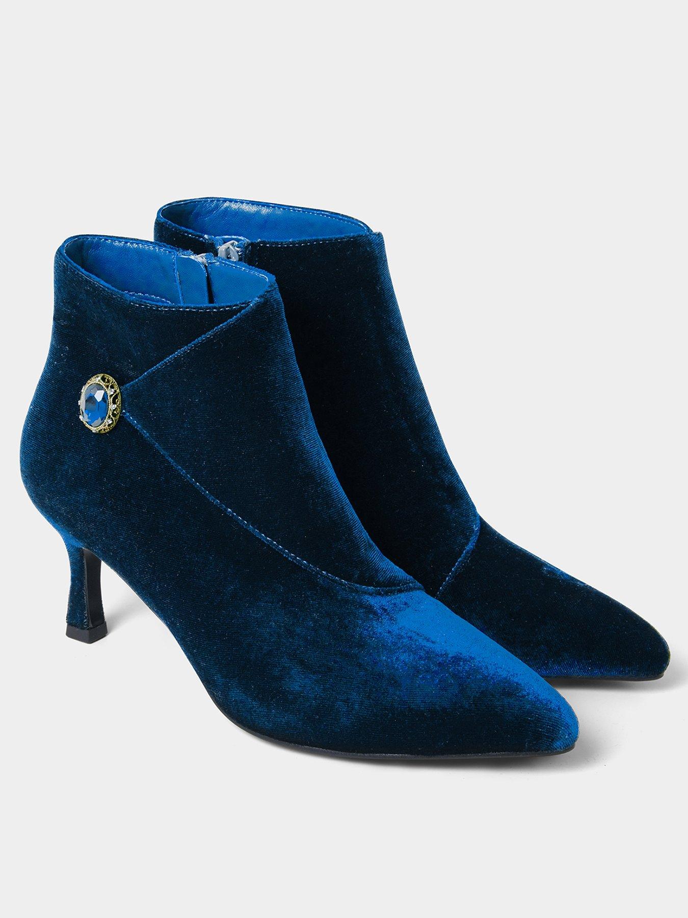 joe-browns-wrap-around-velvet-ankle-boots-greenstillFront