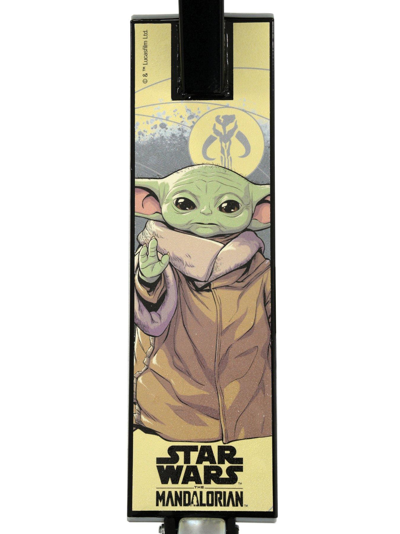 Image 4 of 5 of Star Wars Star Wars Inline Scooter with Grogu Squishle