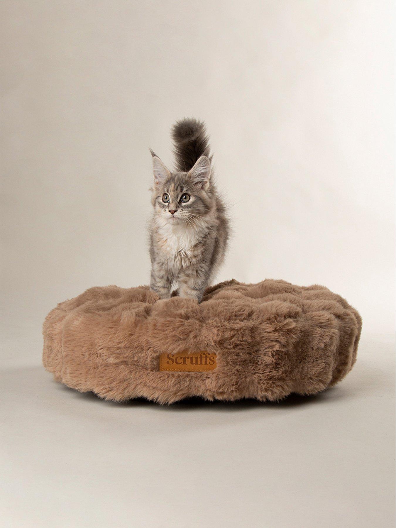 Scruffs Alpine Round Pet Cushion - Taupe