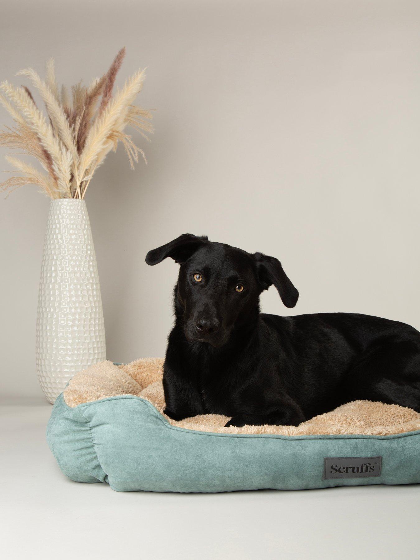 scruffs-cosy-box-bed-greenfront