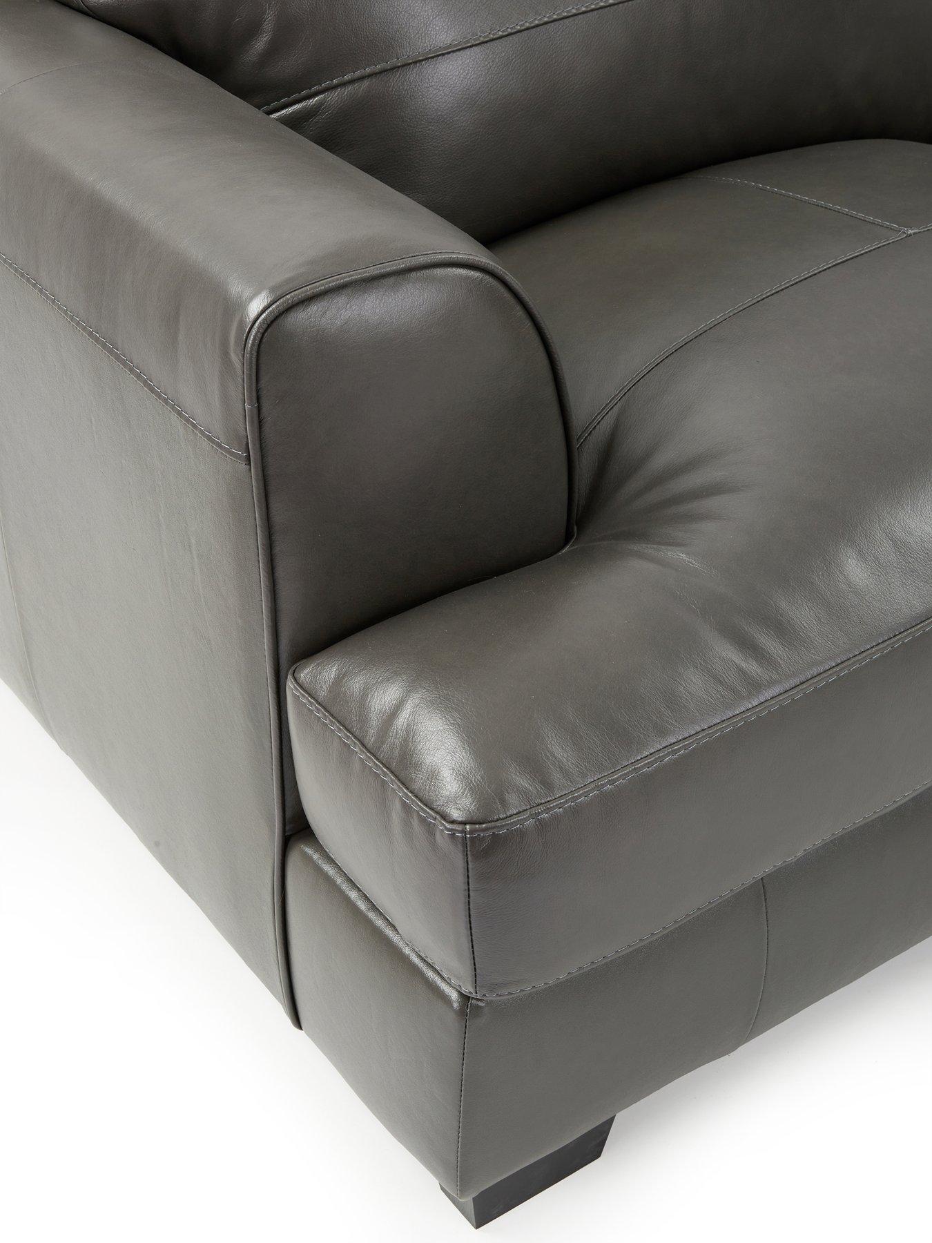the-very-collection-astoria-italian-leather-armchairoutfit