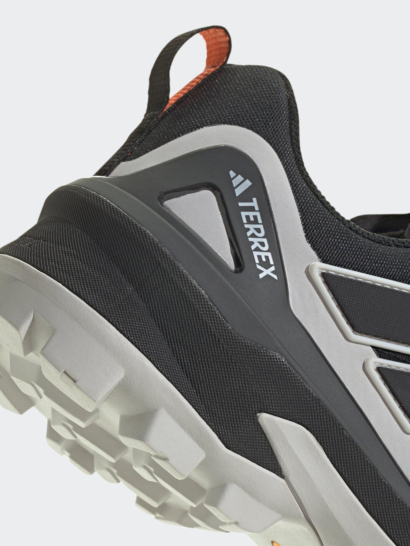 Image 6 of 6 of adidas Terrex Mens Skychaser Goretex Hiking Shoes - Black / Grey