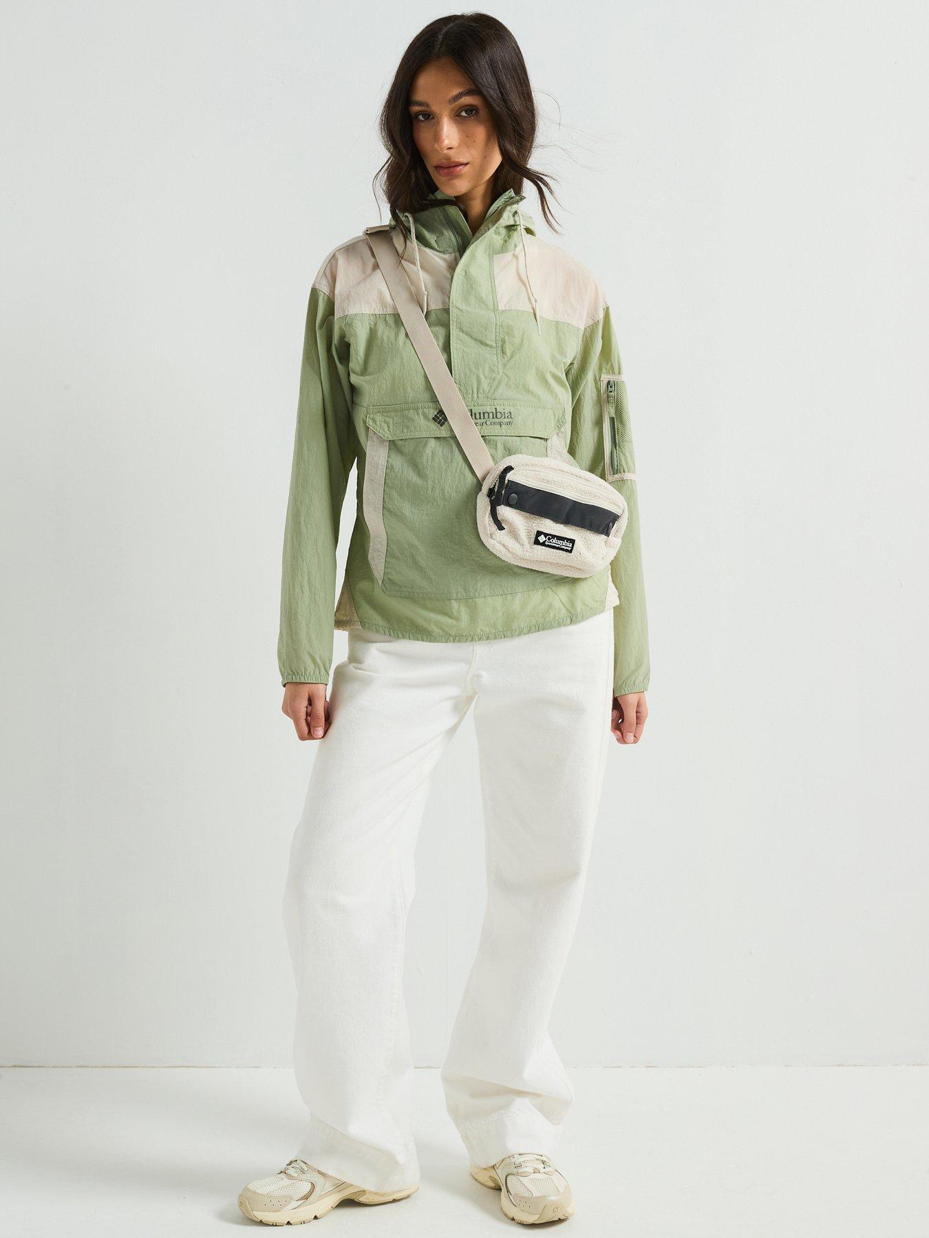 Image 3 of 6 of Columbia Women's Challenger 2 Windbreaker - Green