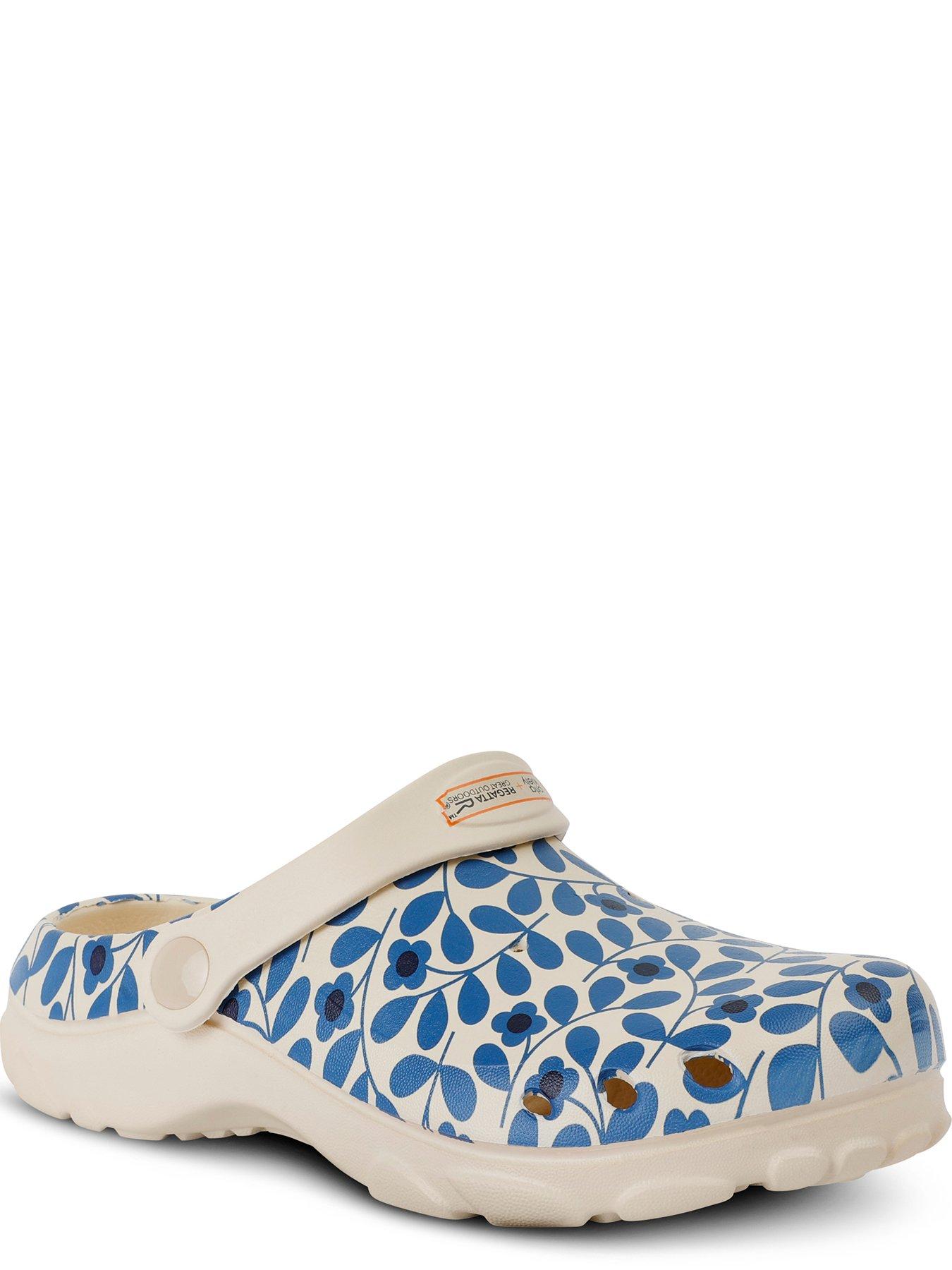 Image 4 of 7 of Regatta Kids Orla Junior Clogs - Blue Floral