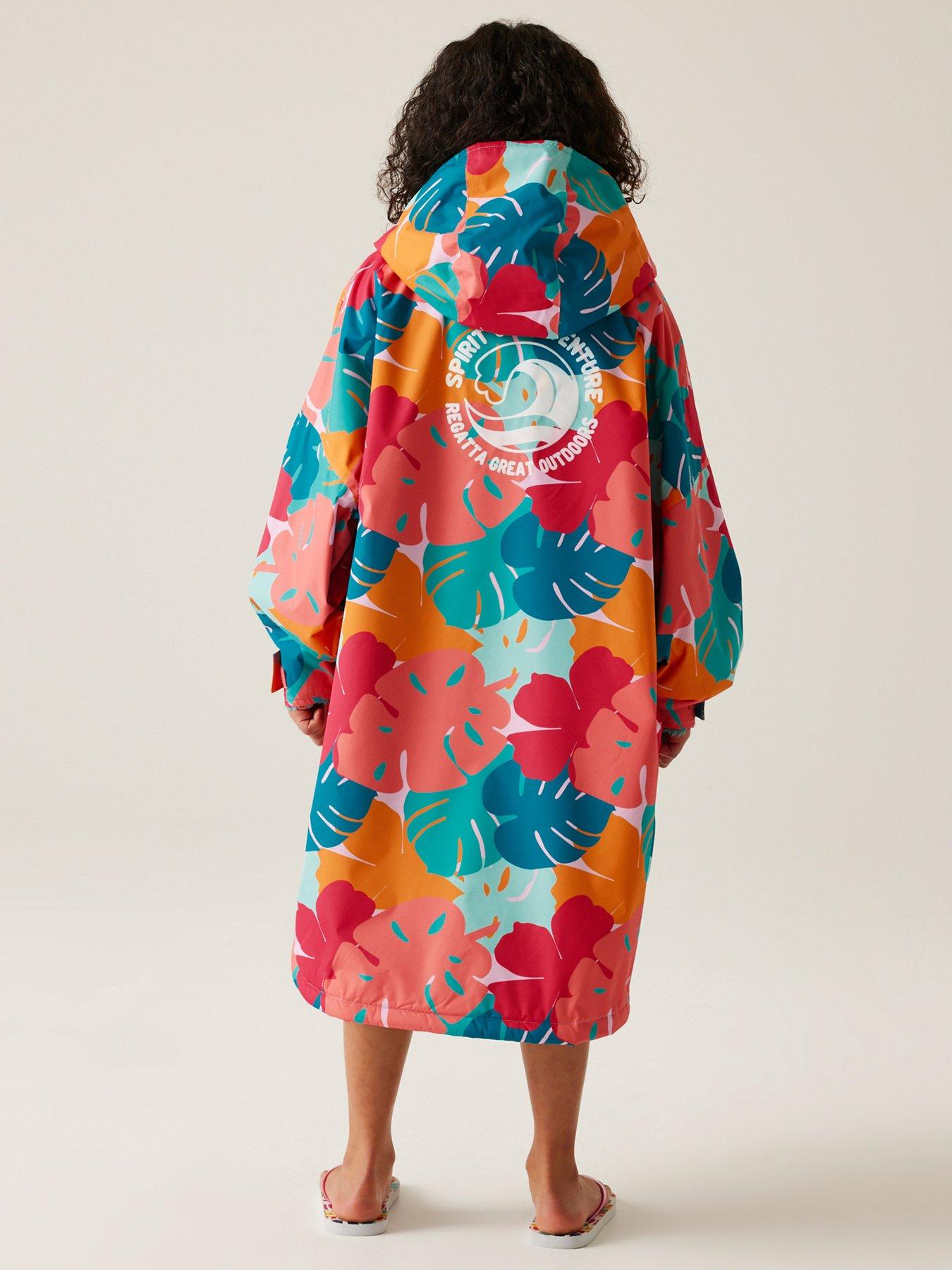 regatta-junior-kids-waterproof-changing-robe-greenstillFront
