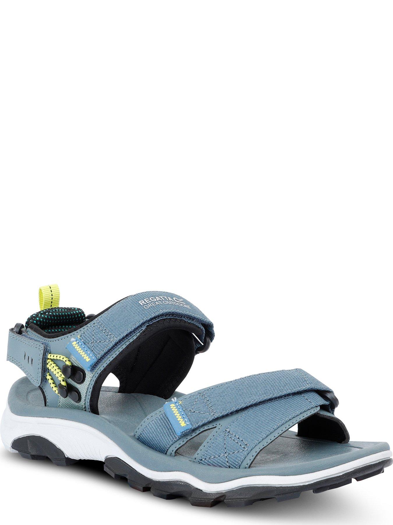 regatta-mens-blaze-sandal--greyoutfit