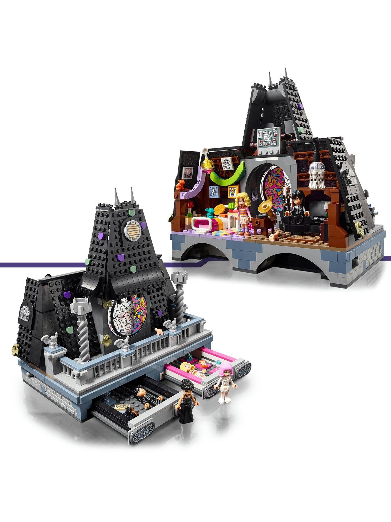 Image 3 of 8 of LEGO Wednesday Wednesday &amp; Enid's Dorm Room Gift Set 76781