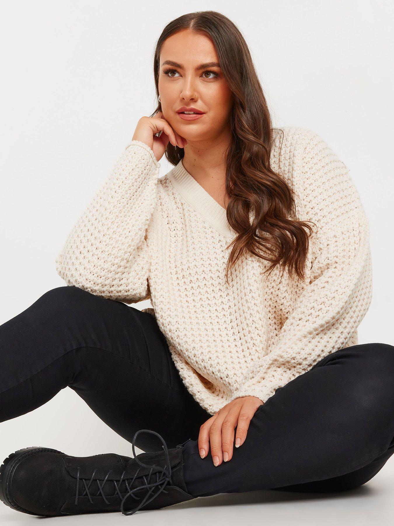 yours-curve-waffle-v-neck-jumperoutfit