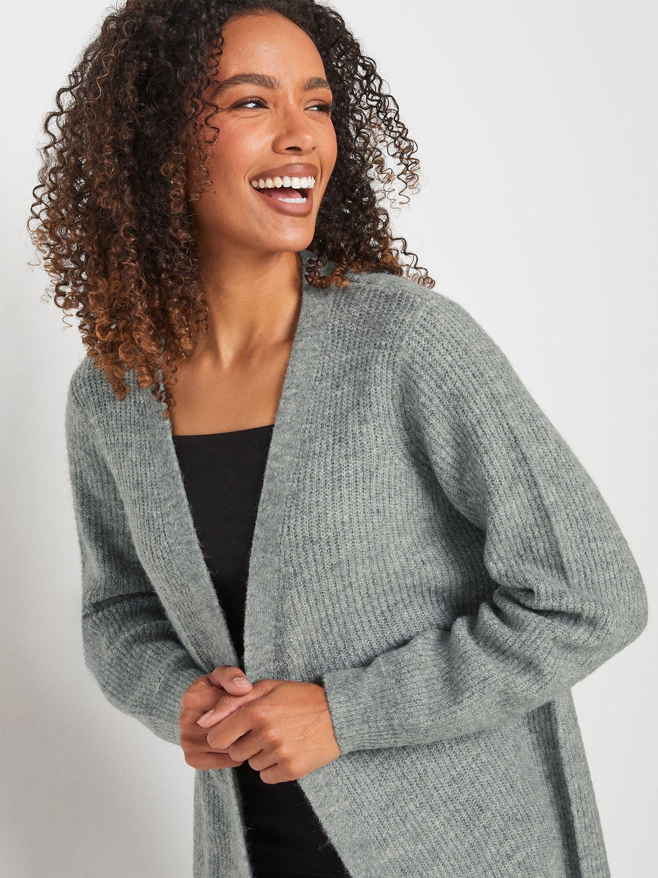 mco-ribbed-cardigan-greyoutfit