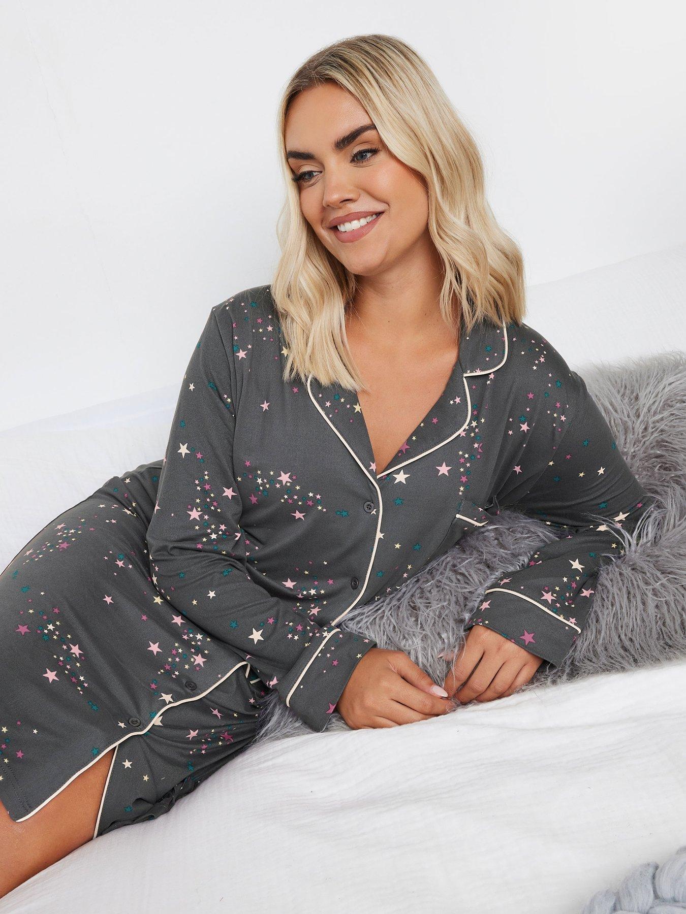 yours-curve-soft-touch-multi-star-nightshirtoutfit