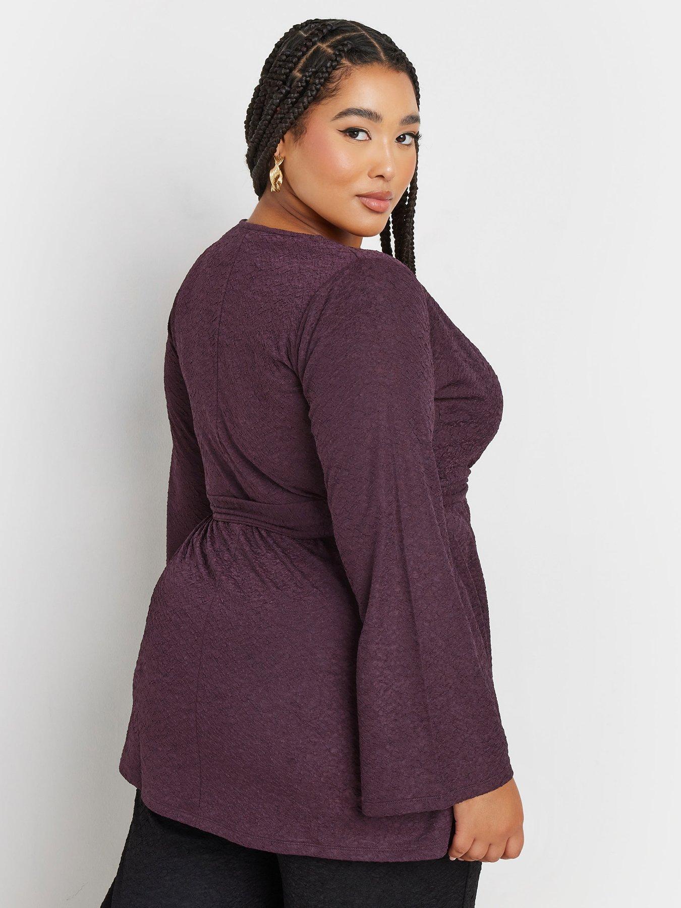 yours-curve-wrap-flare-sleeve-topstillFront