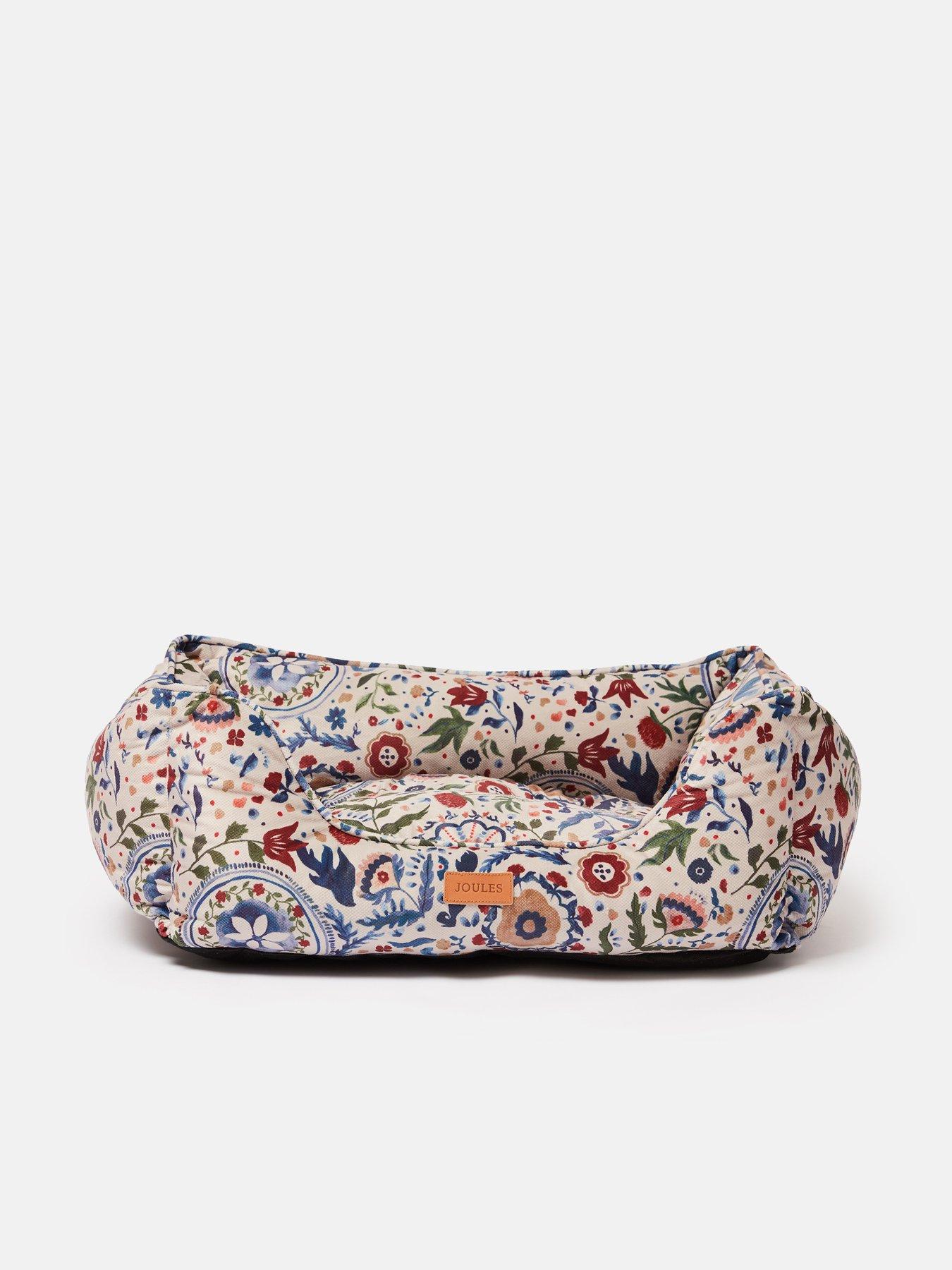 Image 1 of 6 of Joules Festival Floral Box Bed S