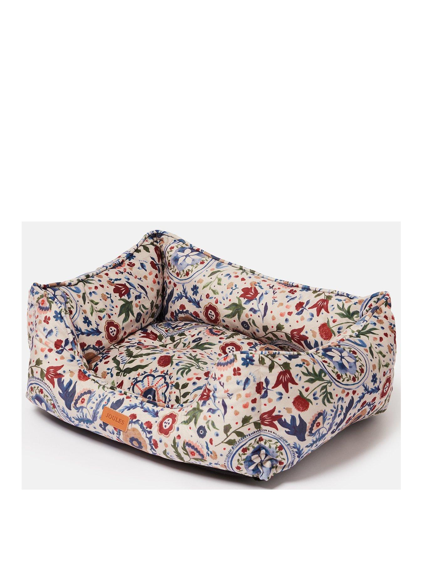Image 2 of 6 of Joules Festival Floral Box Bed S