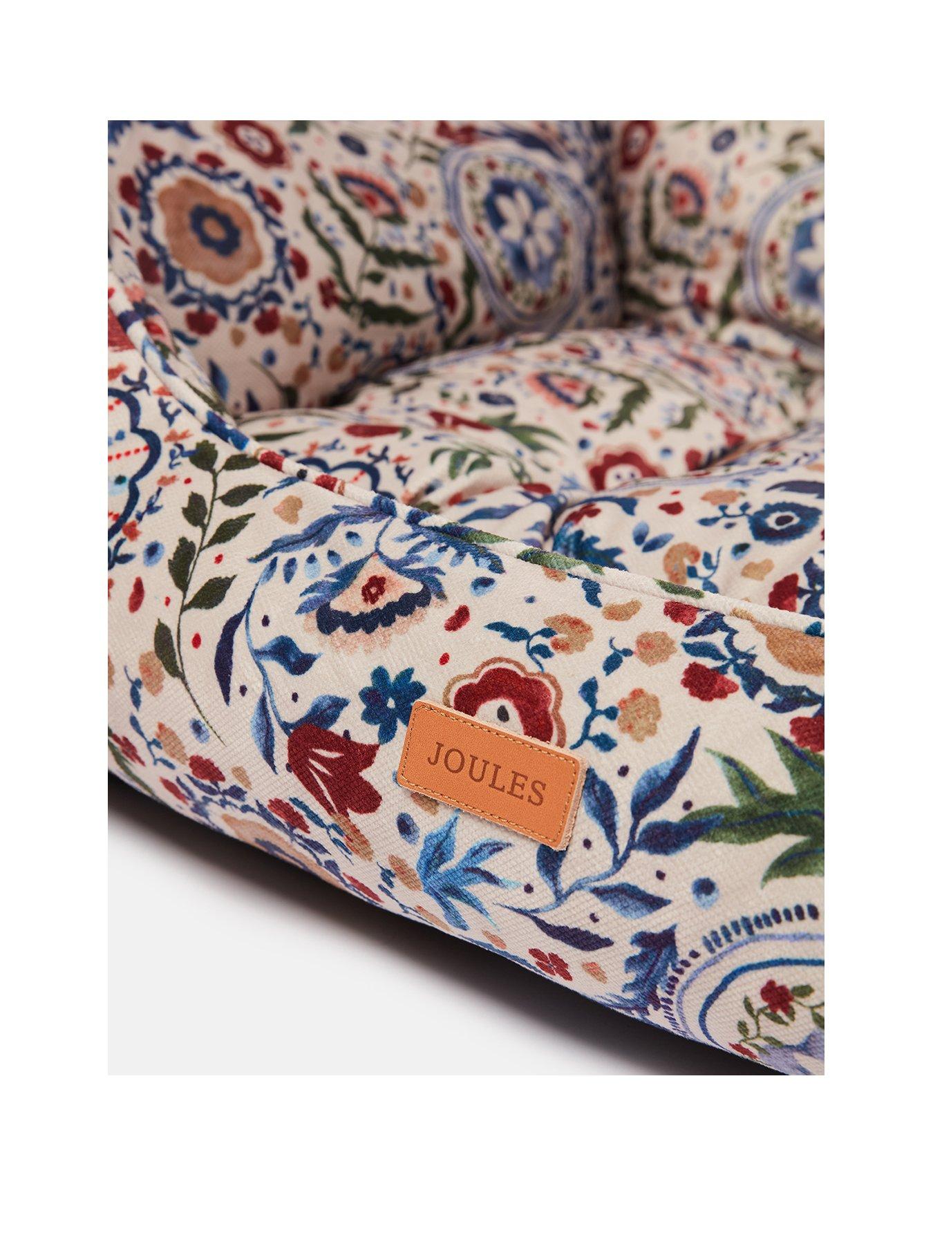 Image 3 of 6 of Joules Festival Floral Box Bed S