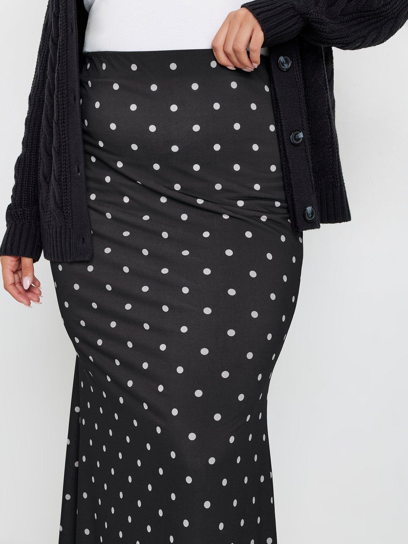 yours-curve-polka-dot-fishtail-skirt-blackoutfit