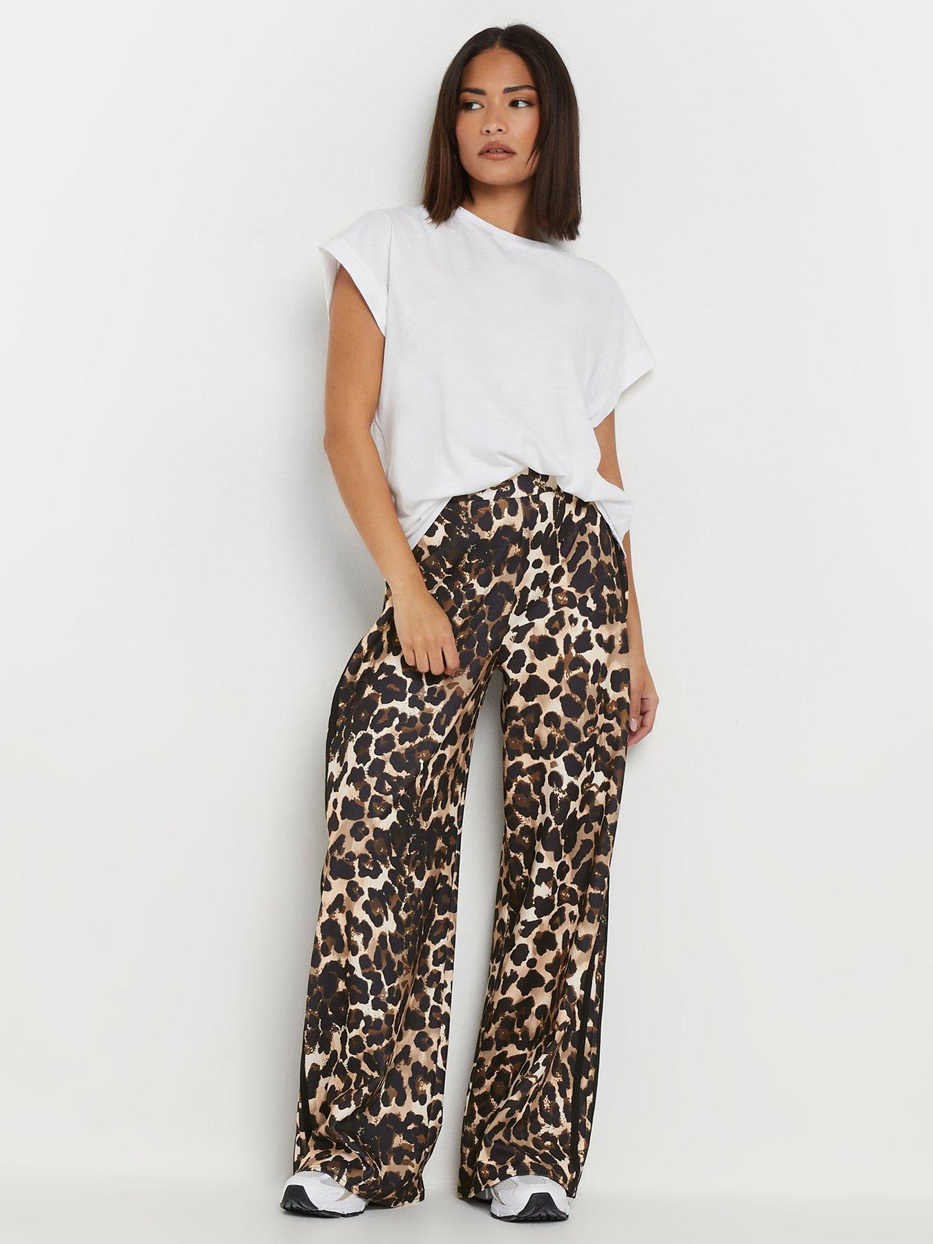 pixiegirl-petite-animal-side-stripe-wide-leg-trouser-27outfit