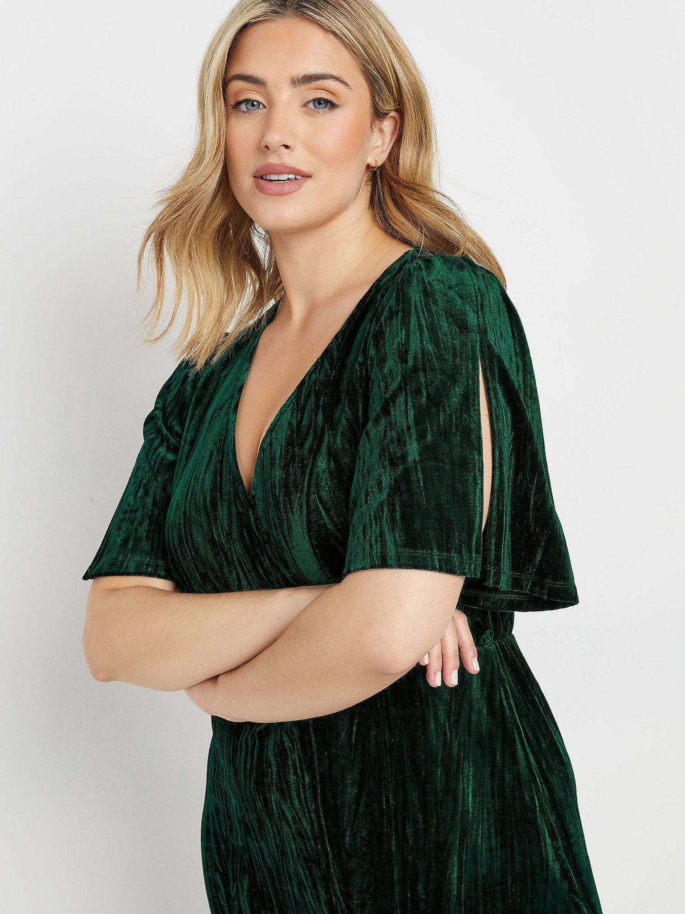 mco-crushed-velvet-split-sleeve-wrap-dressoutfit