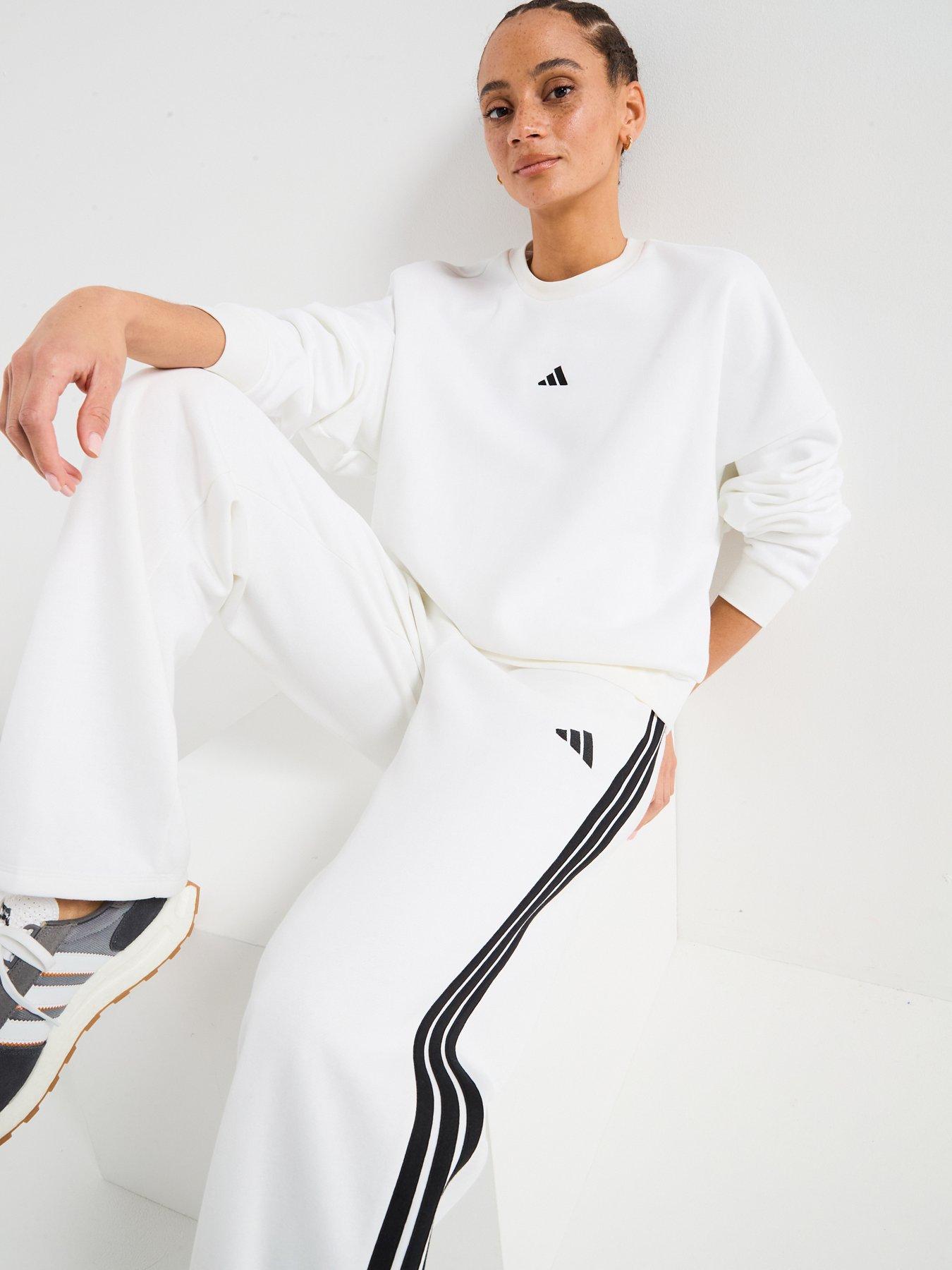 Image of adidas Sportswear Women's Essentials Feel Cozy Sweatshirt - White