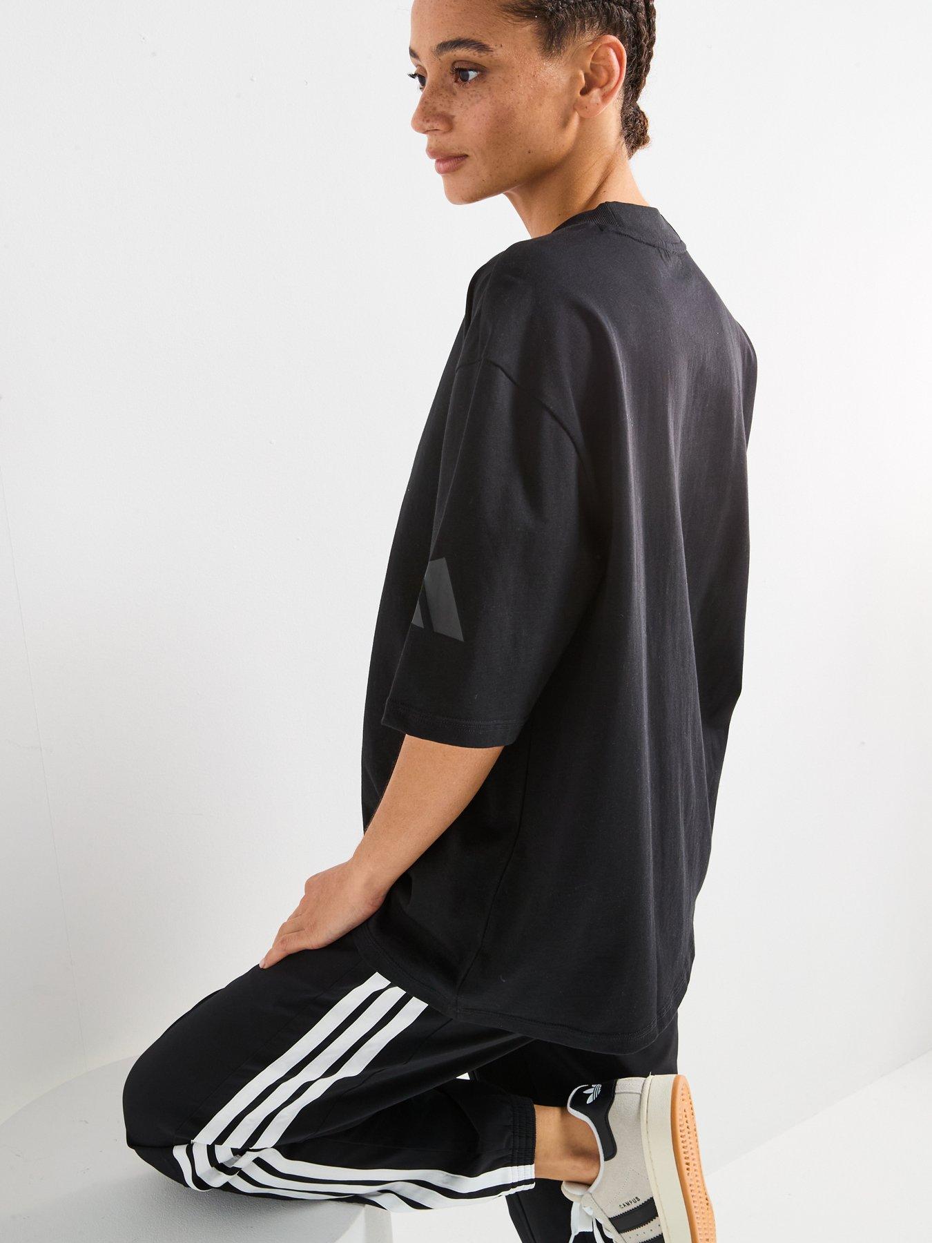Image 4 of 5 of adidas Sportswear Womens Essentials Boyfriend T-shirt - Black