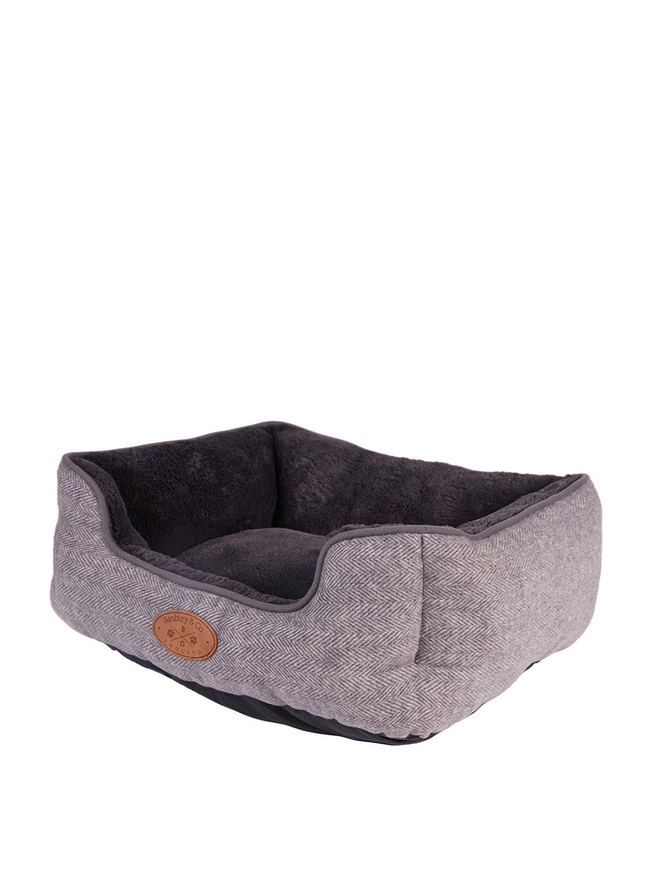 banbury-co-herringbone-luxury-pet-bed--nbspgreystillFront