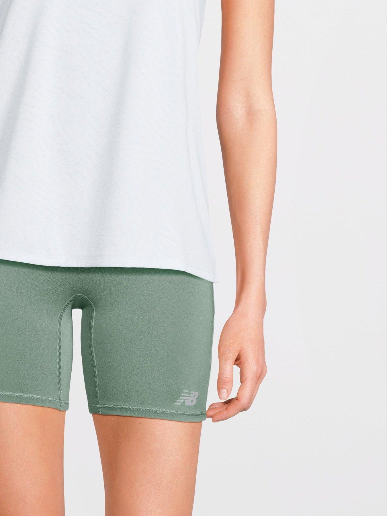 new-balance-womens-linear-heritage-script-high-rise-shorts-khakioutfit