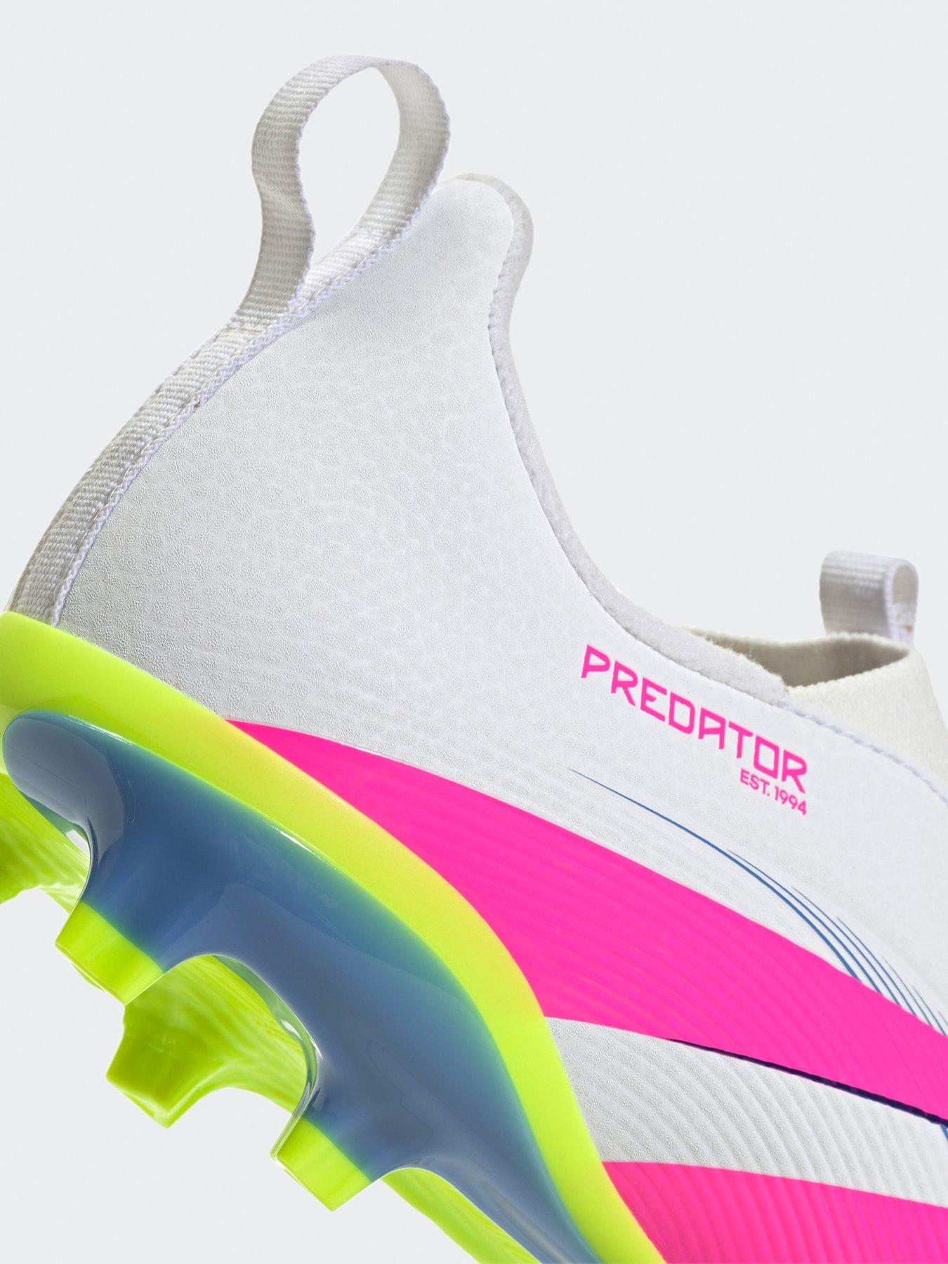 Image 6 of 6 of adidas Junior Predator League Laceless Firm Ground Football Boot - White