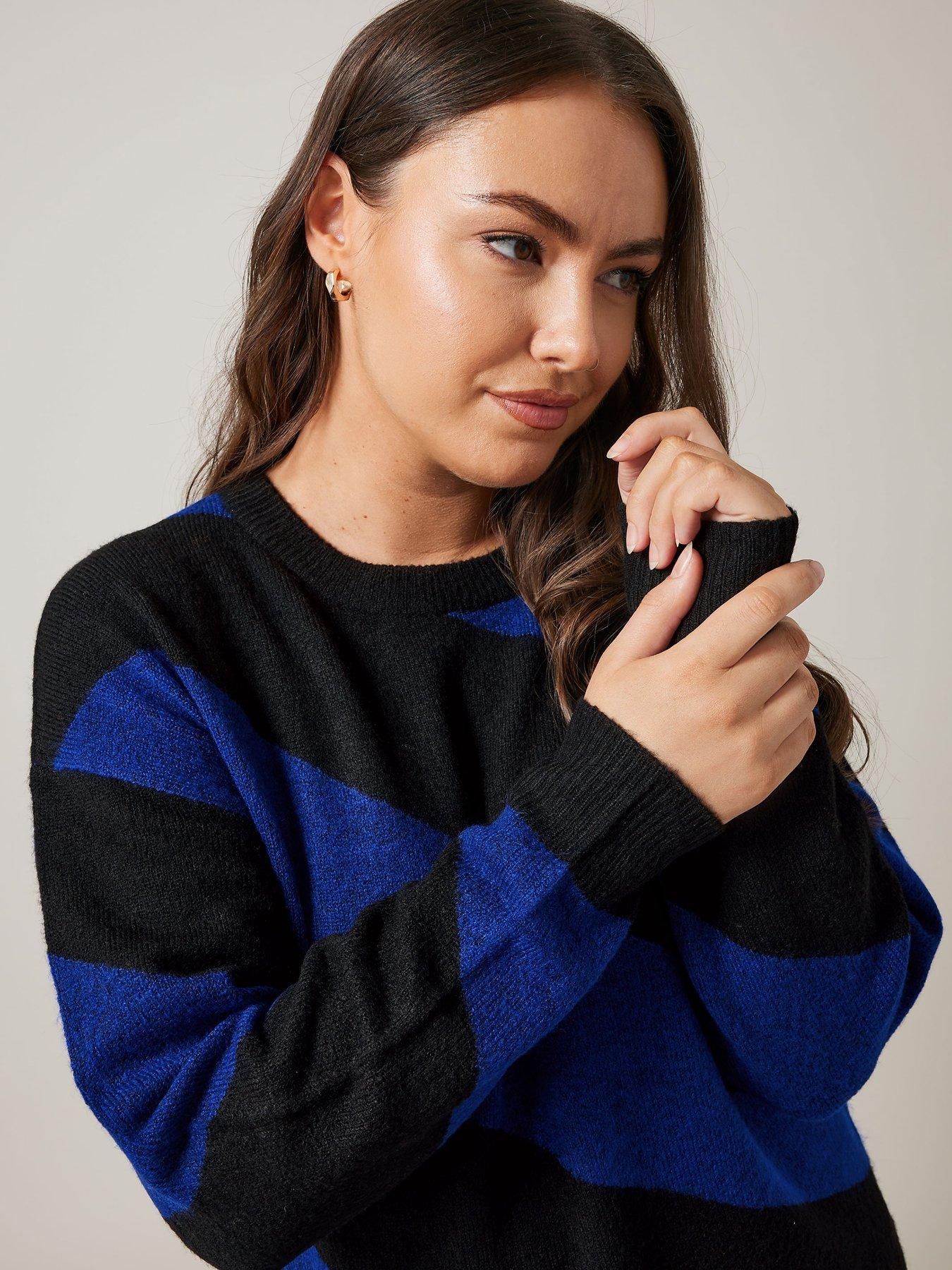evans-diagonal-stripe-jumper-blueoutfit