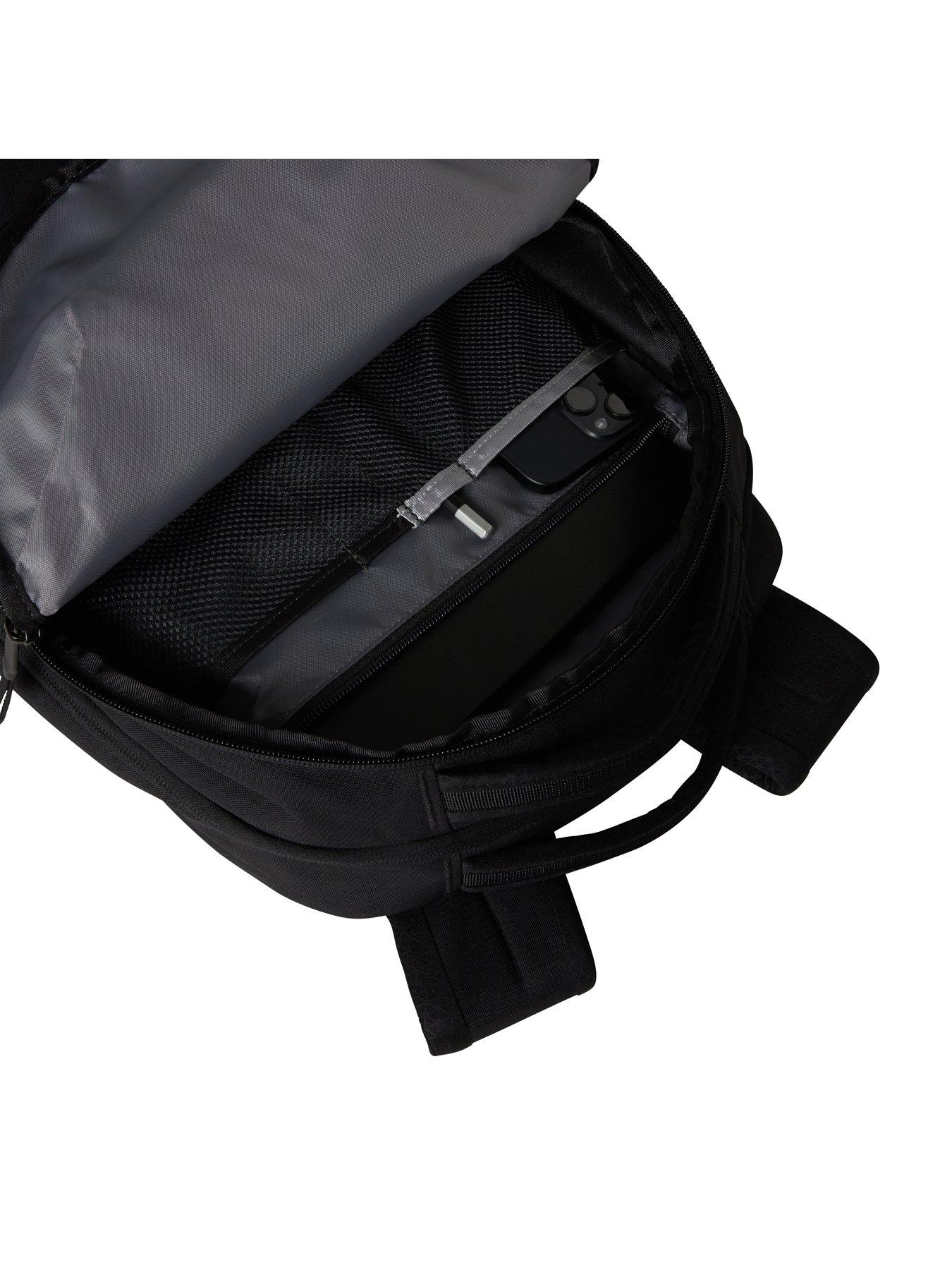 the-north-face-unisex-vault-backpack-blackdetail