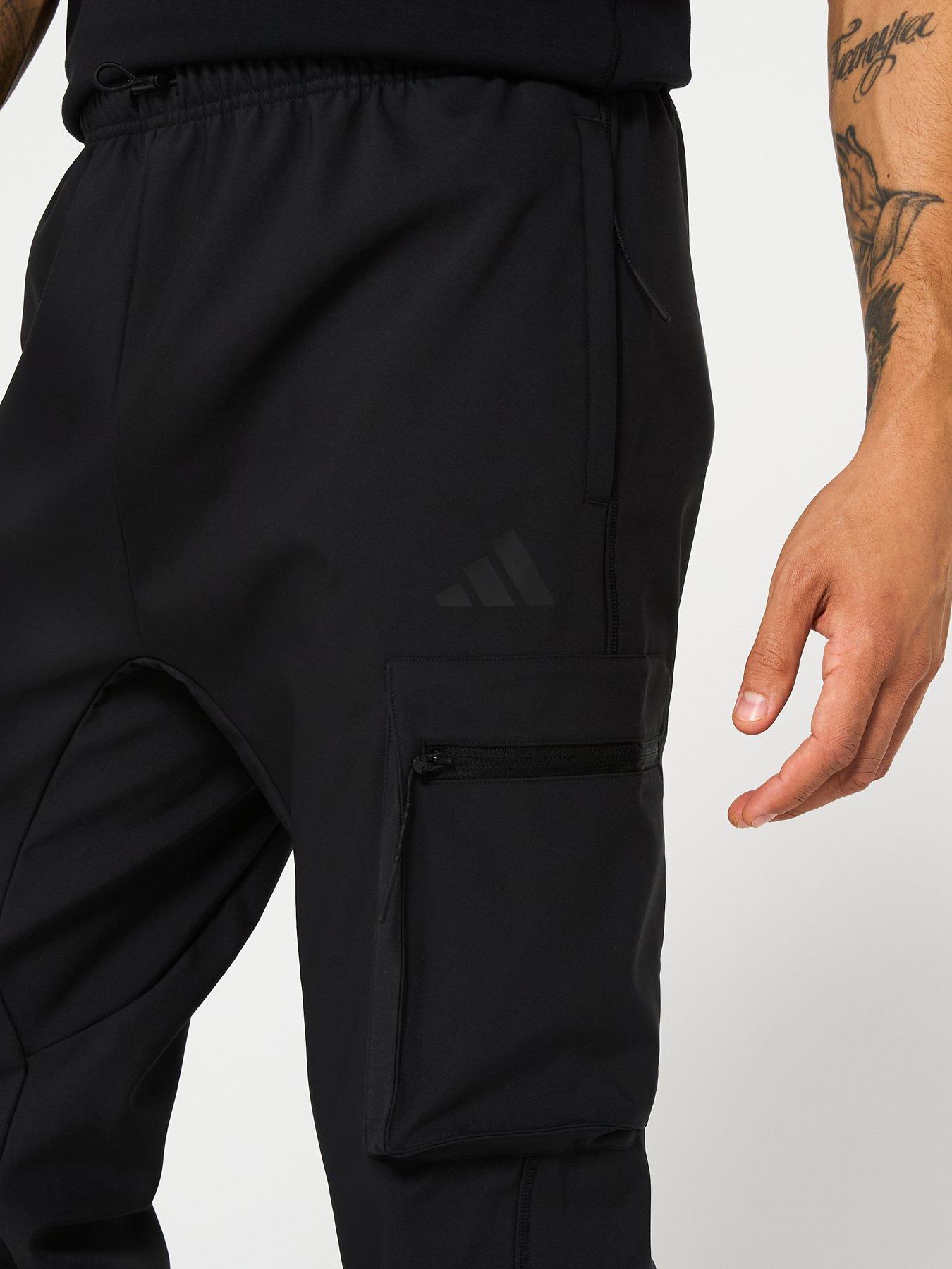 adidas-sportswear-mens-city-escape-premium-cargo-trousers-blackoutfit