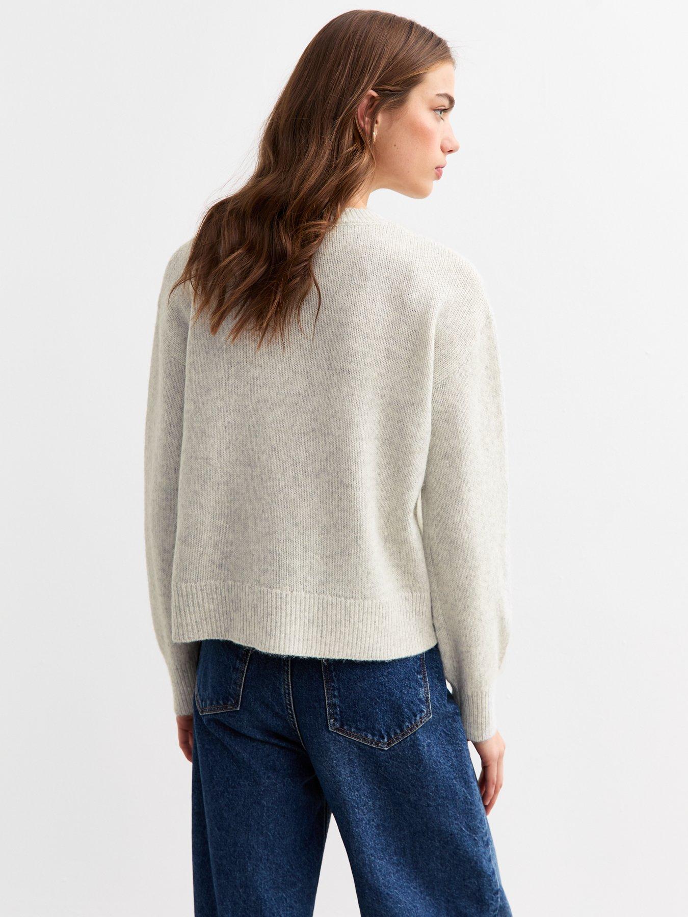 new-look-pale-heart-embroidered-milan-slogan-jumper-greystillFront