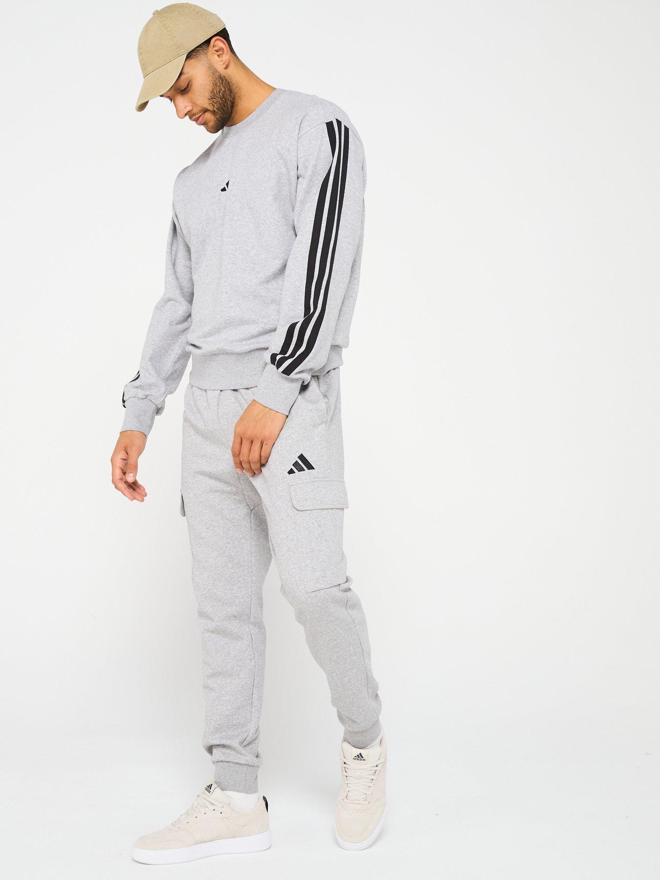 adidas-sportswear-mens-essentials-feelcozy-fleece-cargo-joggers-greydetail