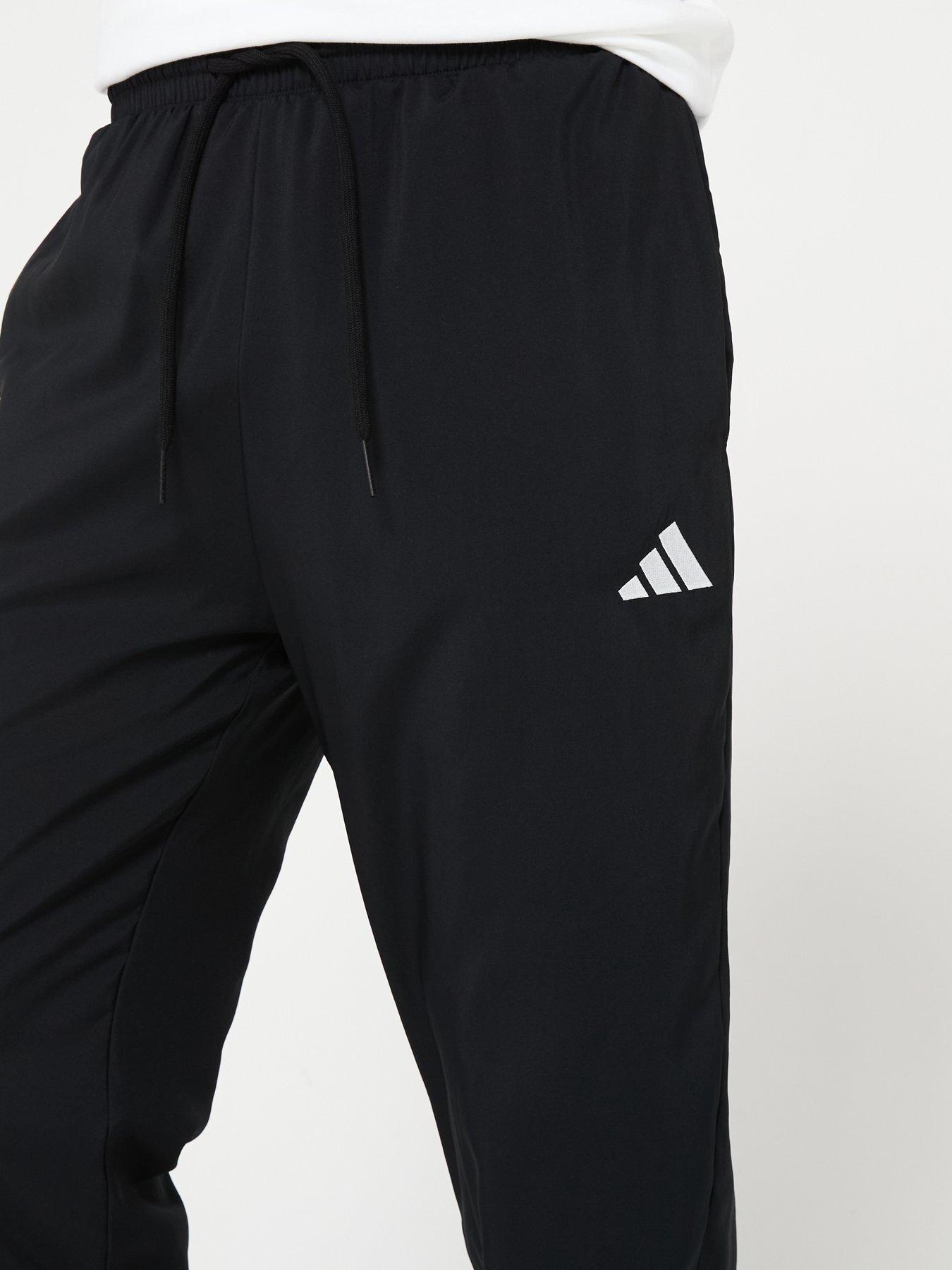 adidas-sportswear-mens-essentials-small-logo-tracksuit-bottoms-blackoutfit