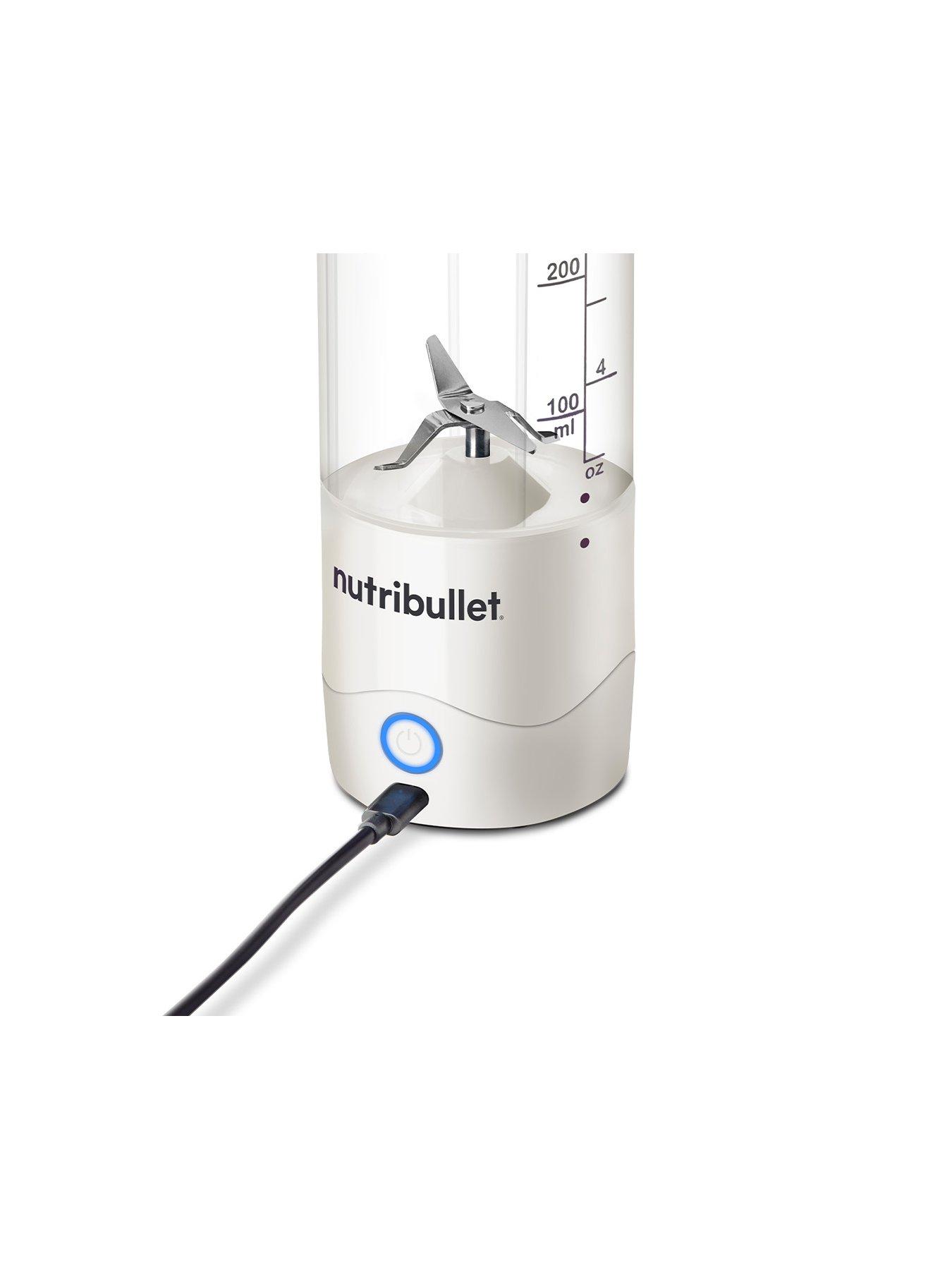 nutribullet-nutribullet-portable-blender-whiteoutfit