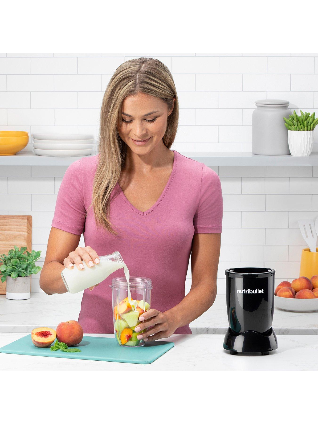 nutribullet-nutribullet-600-blackoutfit