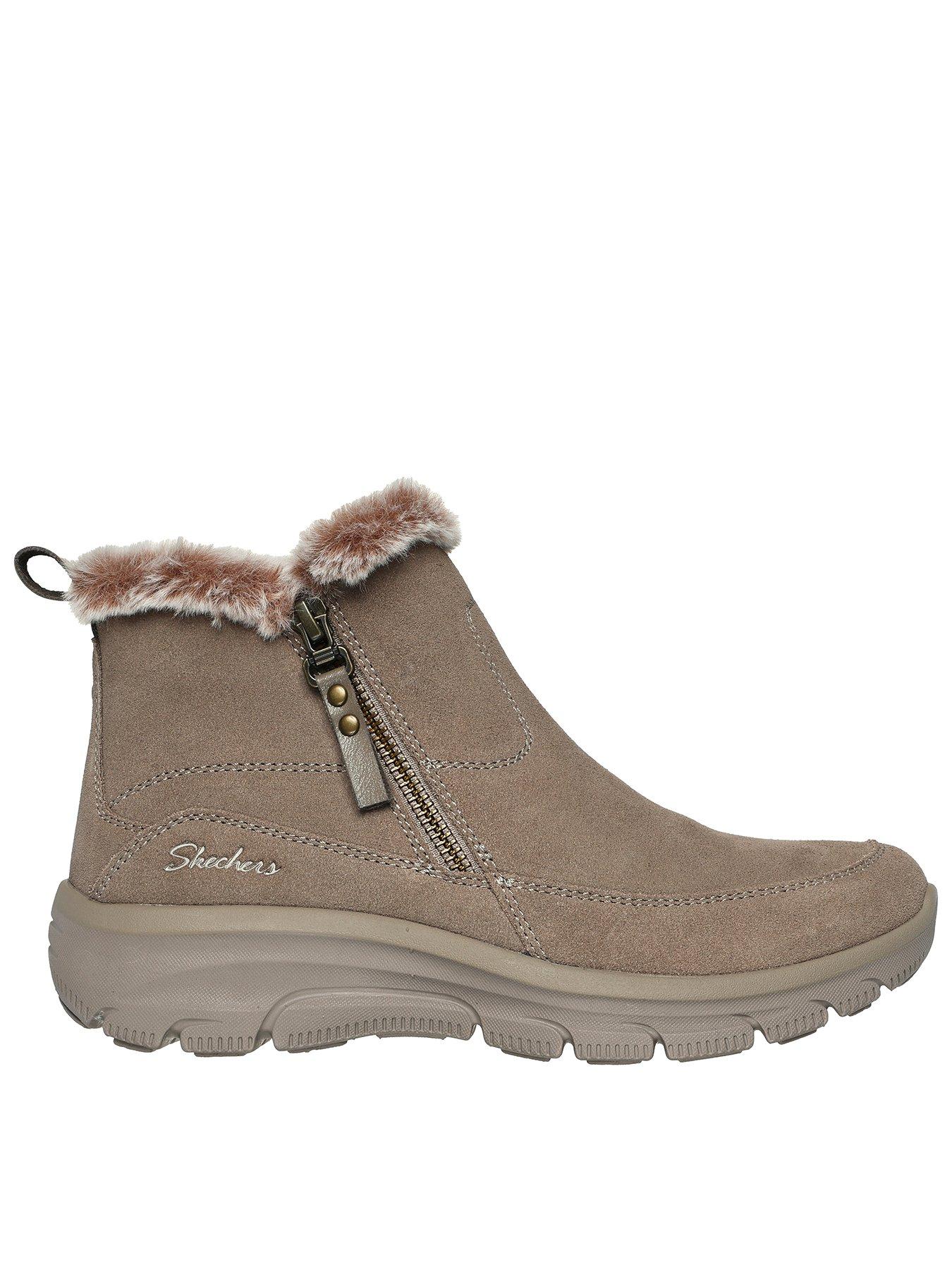 Image 1 of 5 of Skechers Easy Going-cool Zip!