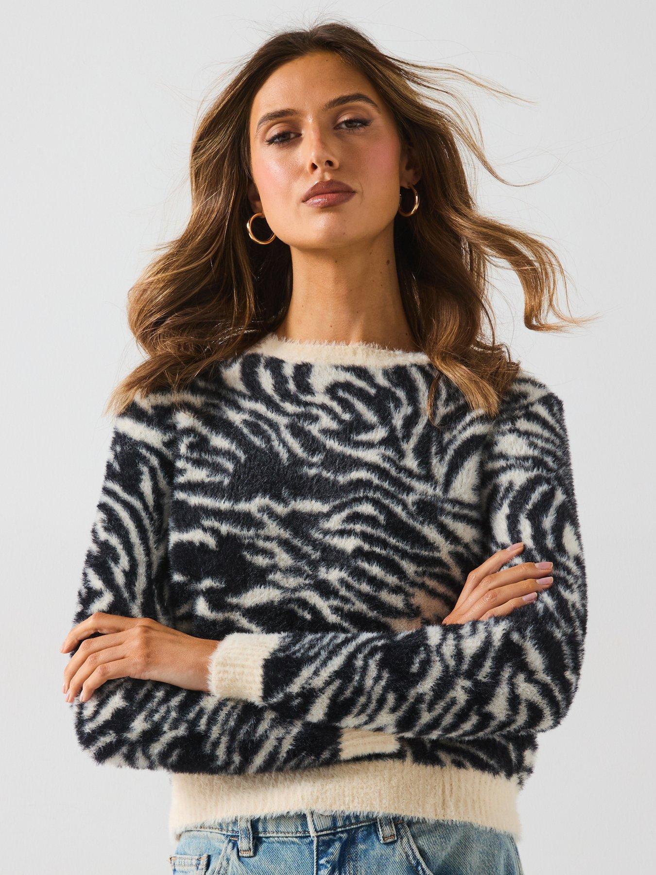 mango-zebra-jumperoutfit