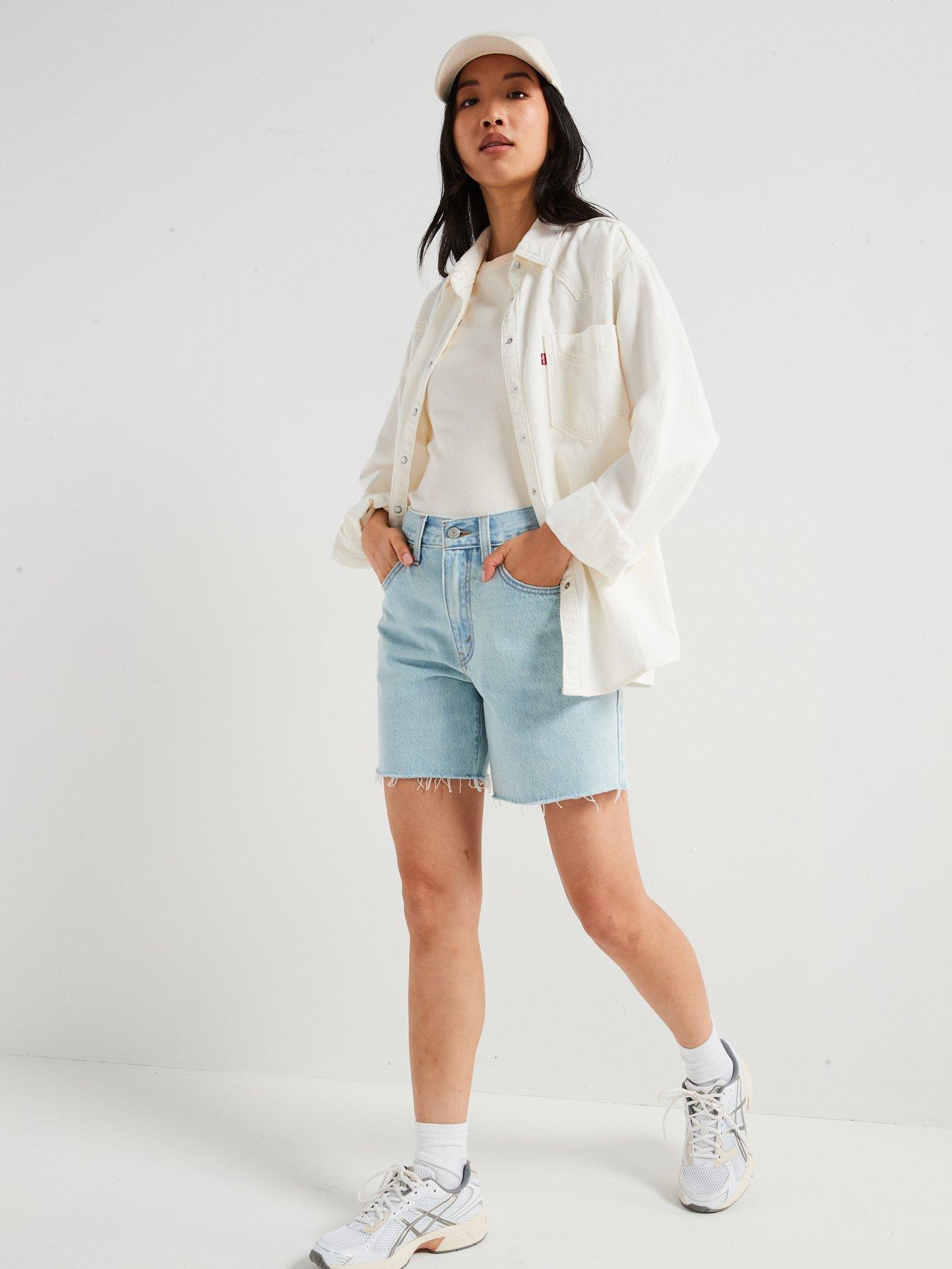 levis-94-baggy-short-light-denim