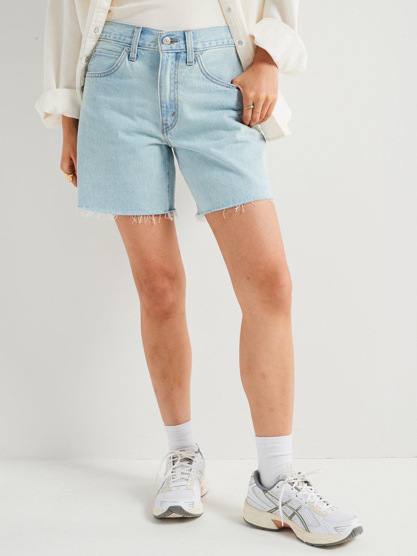 levis-94-baggy-short-light-denimback