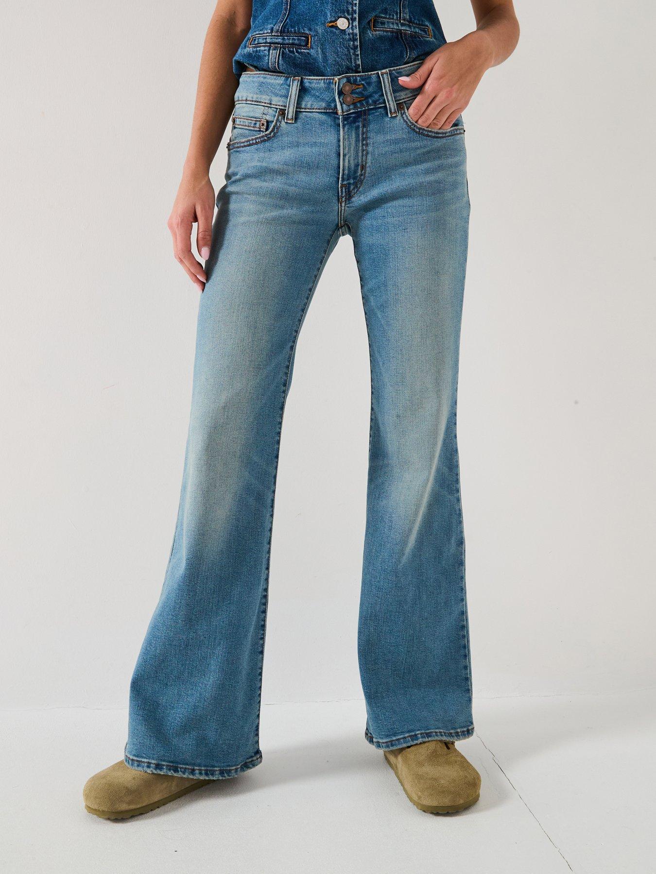 levis-superlow-flare-jeans-the-big-idea-blueback