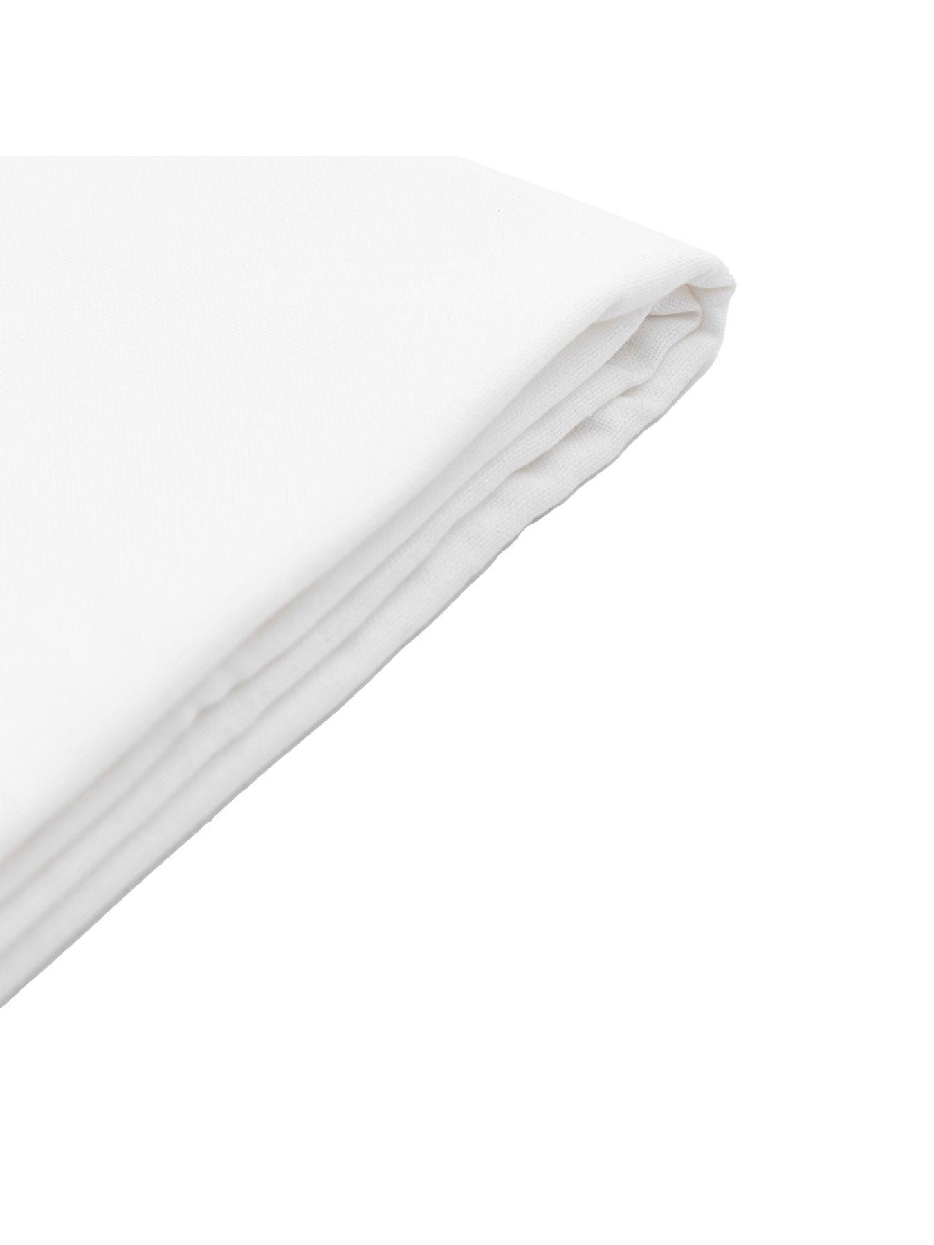 gallery-direct-white-classic-tablecloth-whitedetail