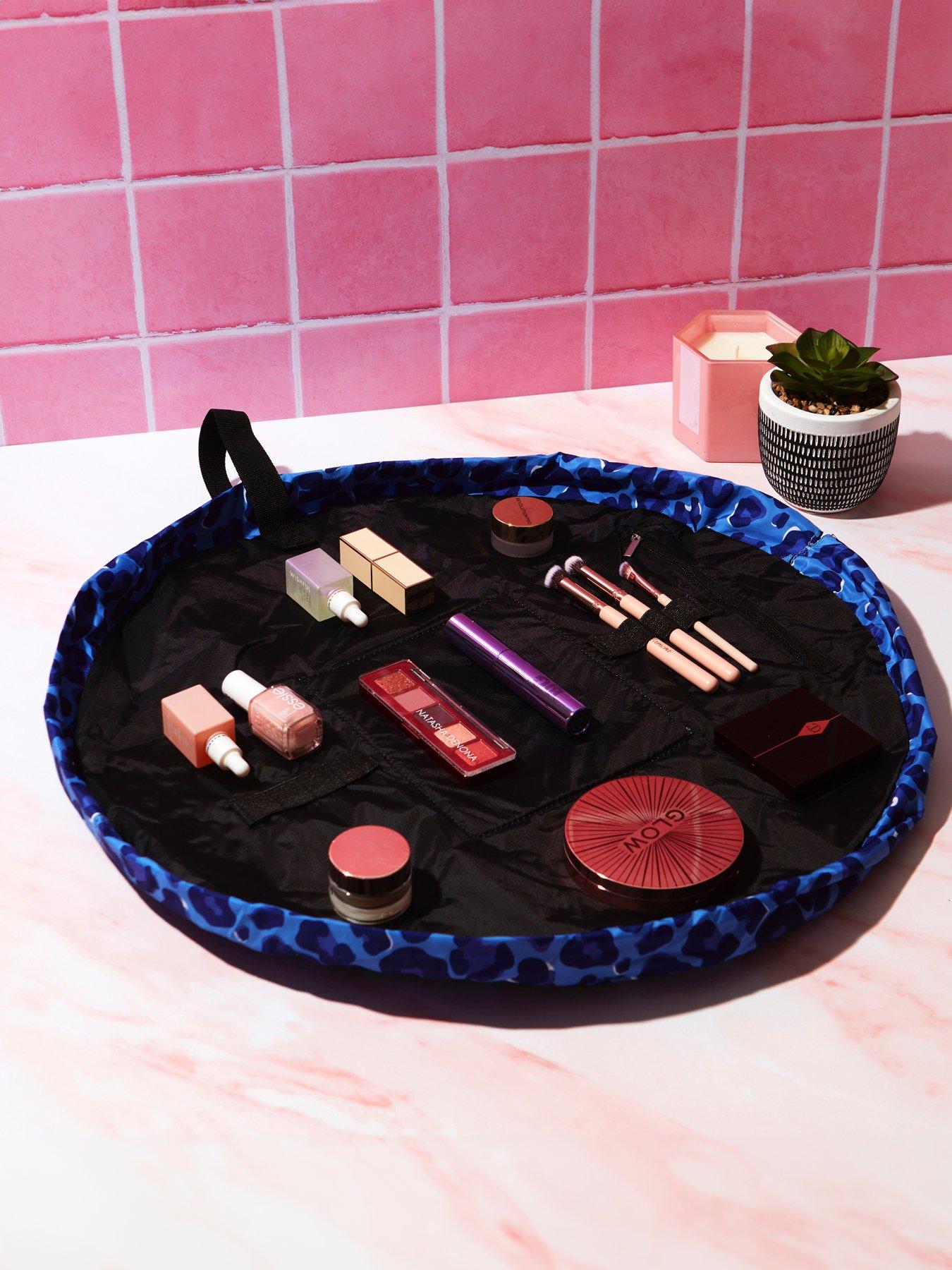 Image 6 of 6 of The Flat Lay Co. Drawstring Makeup Bag in Blue Leopard