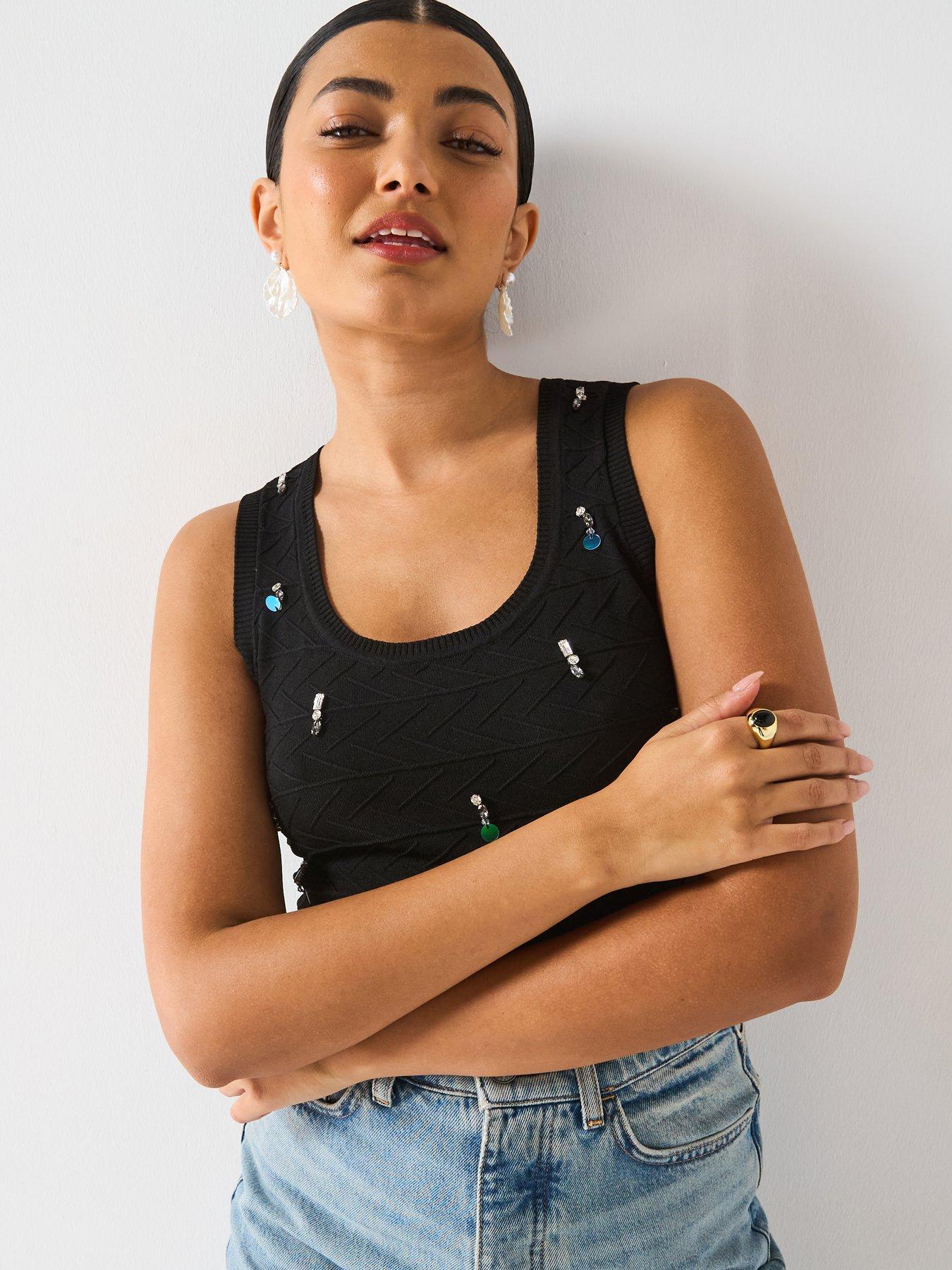 Image 4 of 6 of V by Very Scoop Neck Embellished Knitted Vest - Black