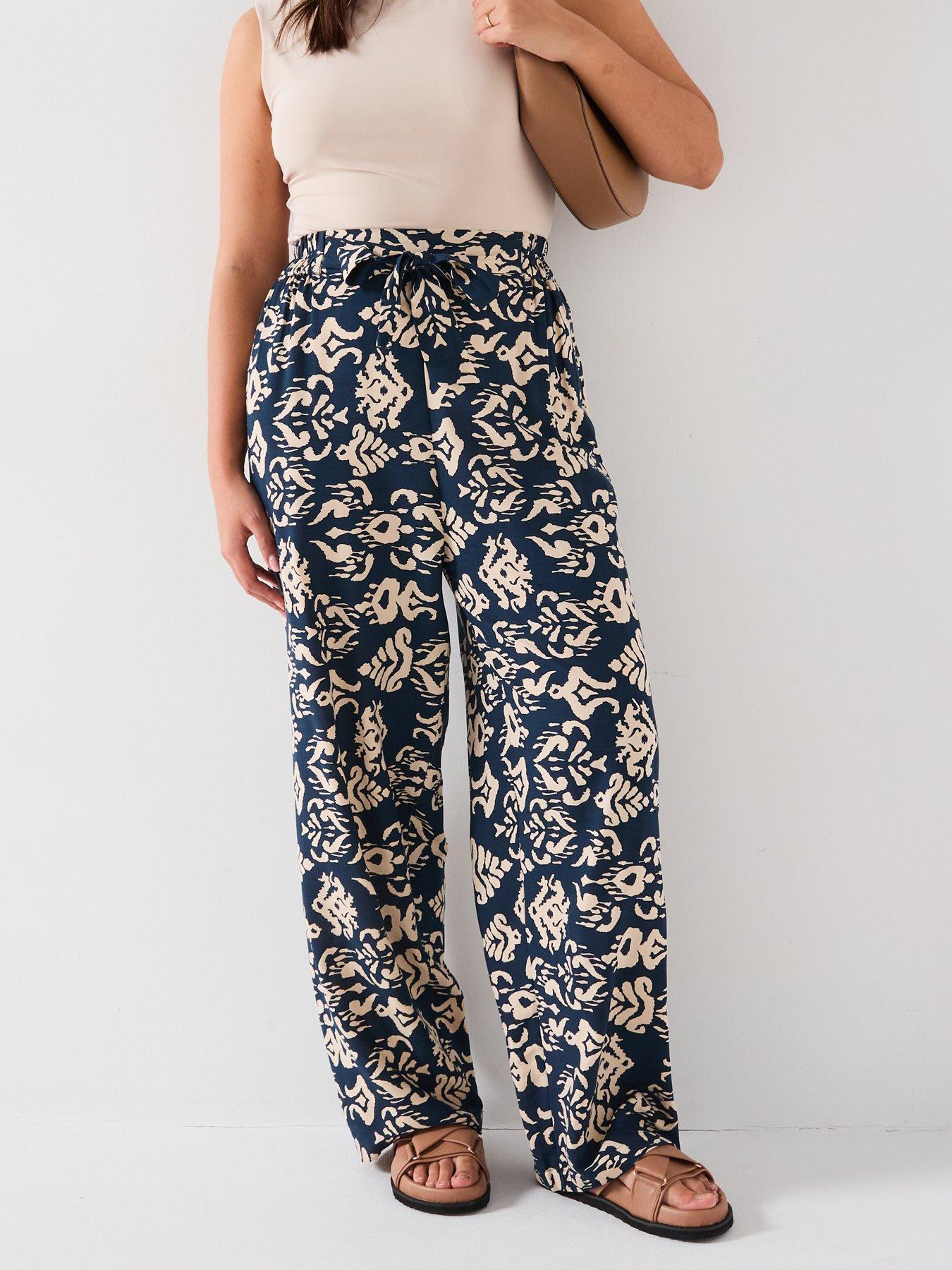 Image 6 of 6 of V by Very Curve Aztec Wide Leg Trouser - Print