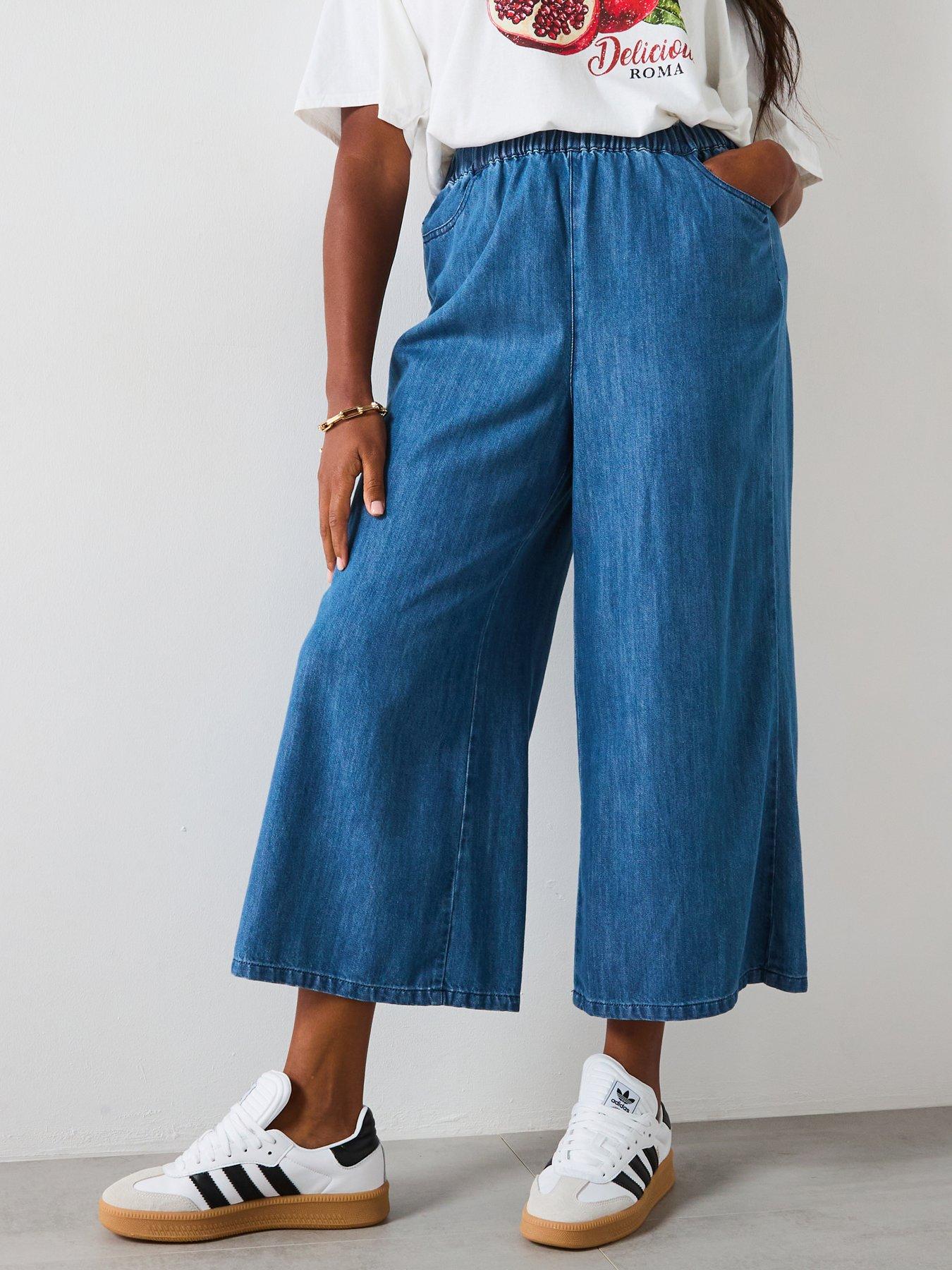 Image 1 of 5 of V by Very Curve Elasticated Waist Crop Jean - Mid Wash