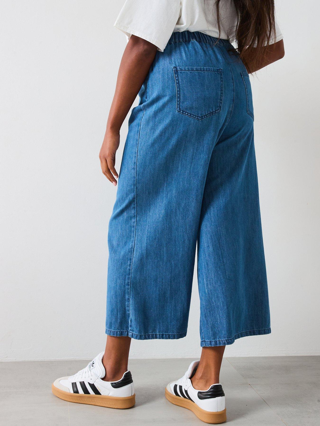 Image 2 of 5 of V by Very Curve Elasticated Waist Crop Jean - Mid Wash