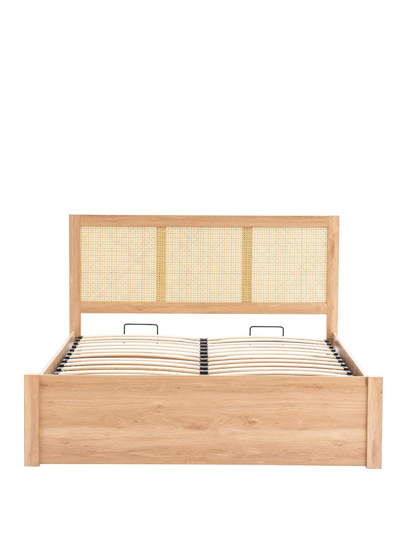 birlea-croxley-rattan-bed-oakstillFront
