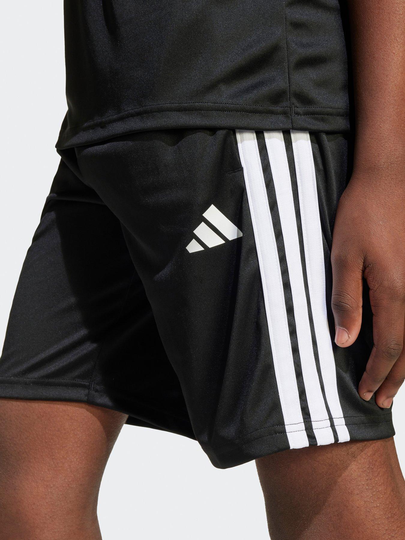 adidas-junior-boys-train-essentials-3-stripe-set-blackdetail